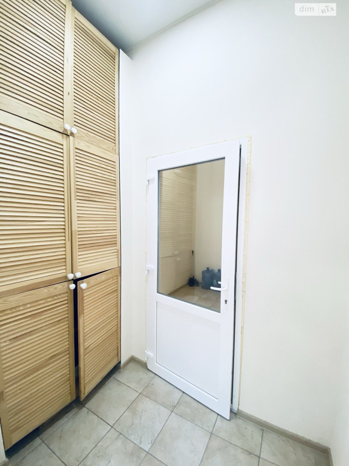 Коммерческое помещение в Киеве, сдам в аренду по Круглоуниверситетская улица 14, район Липки, цена: 20 000 грн за объект фото 1