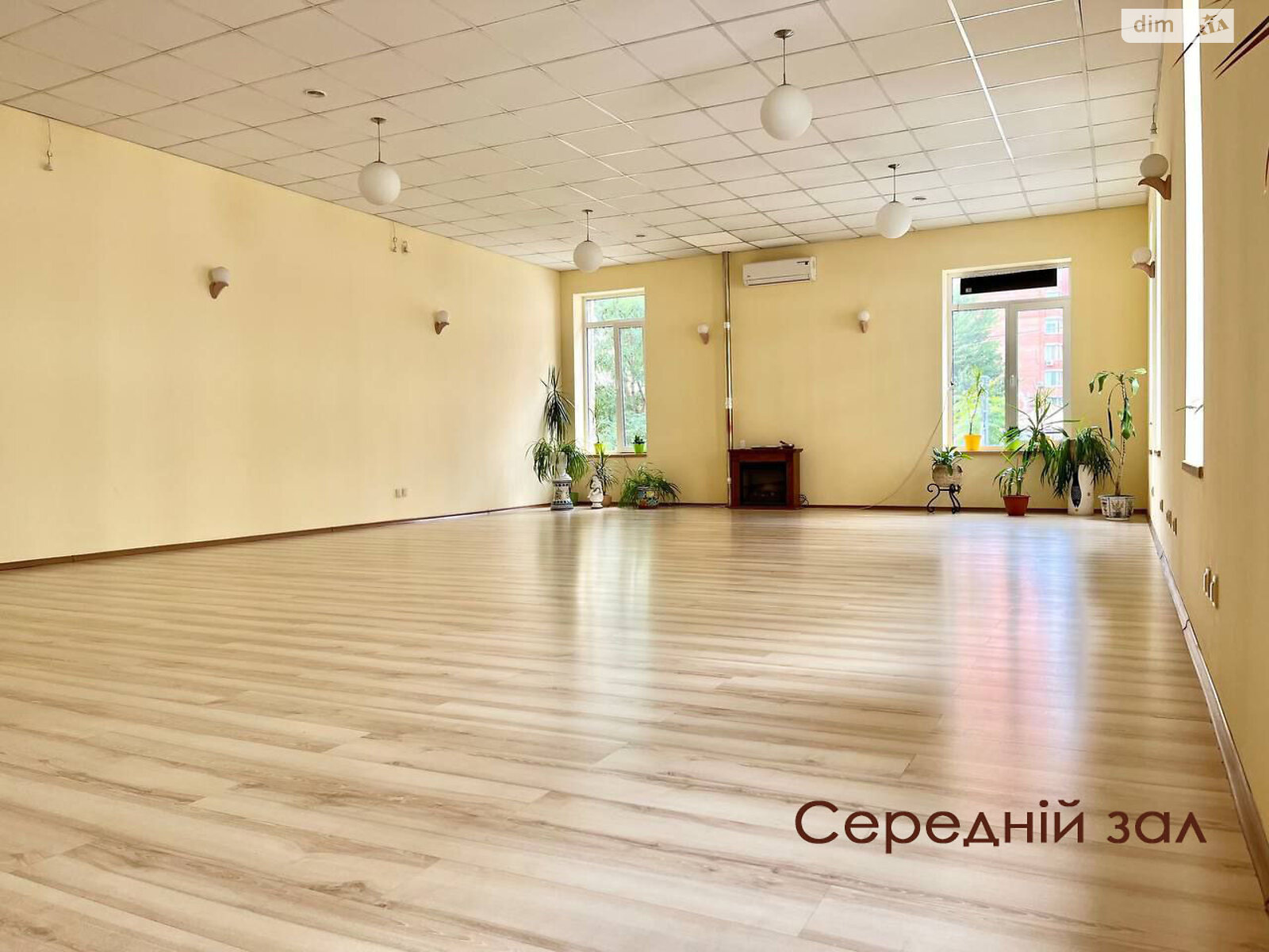 Коммерческое помещение в Киеве, сдам в аренду по Дмитриевская улица, район Шевченковский, цена: 200 грн за объект фото 1 Коммерческое помещение в Киеве, сдам в аренду по Дмитриевская улица, район Шевченковский, цена: 200 грн за объект фото 1