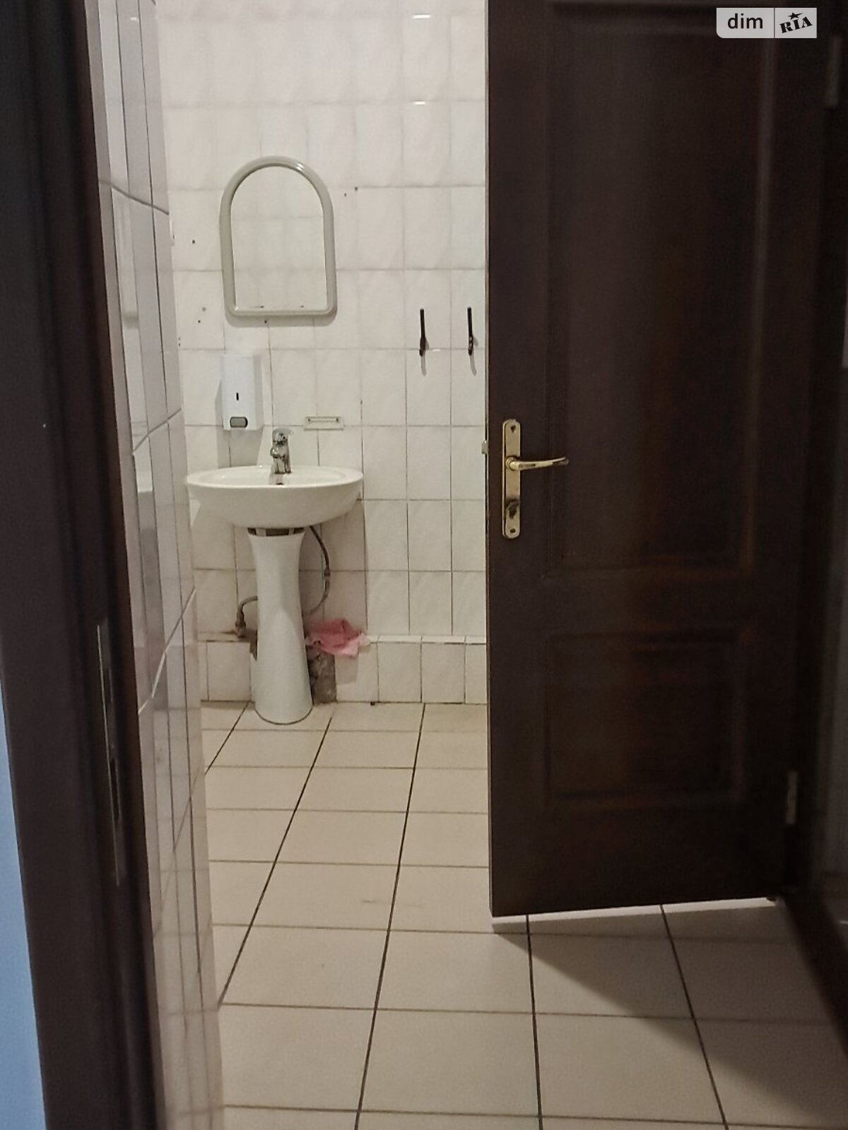 Комерційне приміщення в Києві, здам в оренду по Саксаганського вулиця 51, район Нова забудова, ціна: 50 000 грн за об’єкт фото 1 Комерційне приміщення в Києві, здам в оренду по Саксаганського вулиця 51, район Нова забудова, ціна: 50 000 грн за об’єкт фото 1