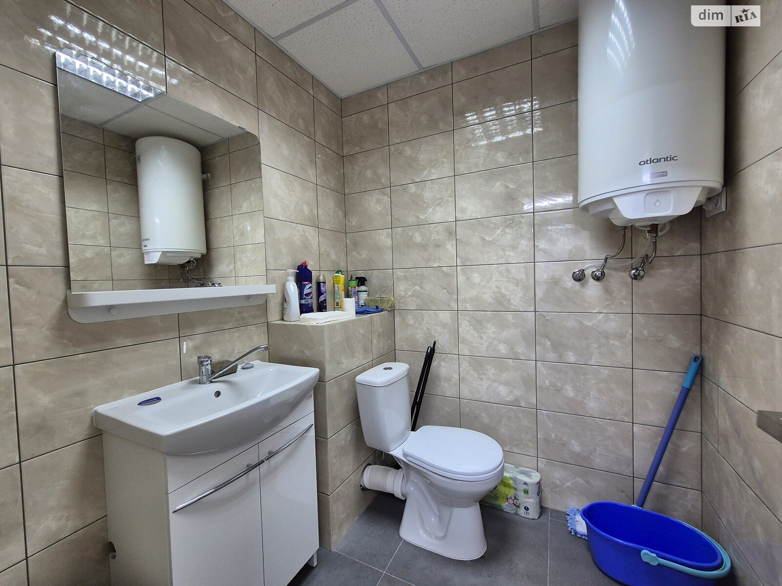 Комерційне приміщення в Києві, здам в оренду по Остапа Вишні вулиця 9, район Печерський, ціна: 30 000 грн за об’єкт фото 1