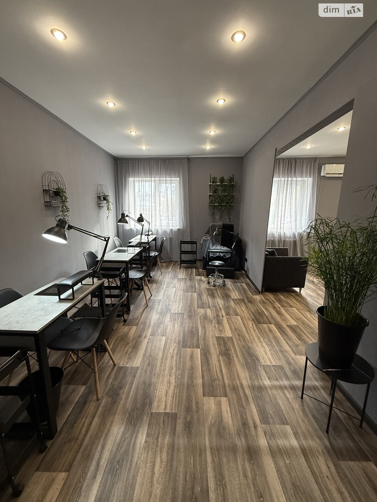 Комерційне приміщення в Києві, здам в оренду по Глибочицька вулиця 101, район Поділ, ціна: 10 000 грн за об’єкт фото 1