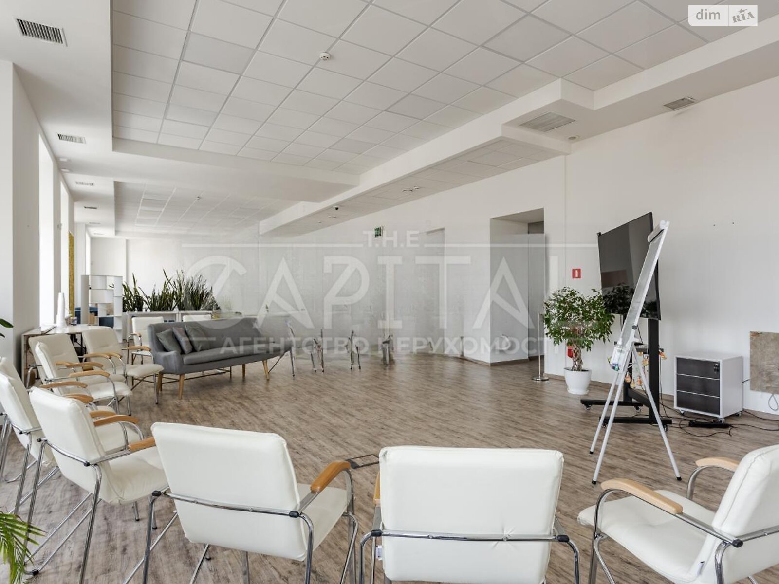 Комерційне приміщення в Києві, здам в оренду по Контрактова площа 10А, район Поділ, ціна: 2 276 269 грн за об’єкт фото 1