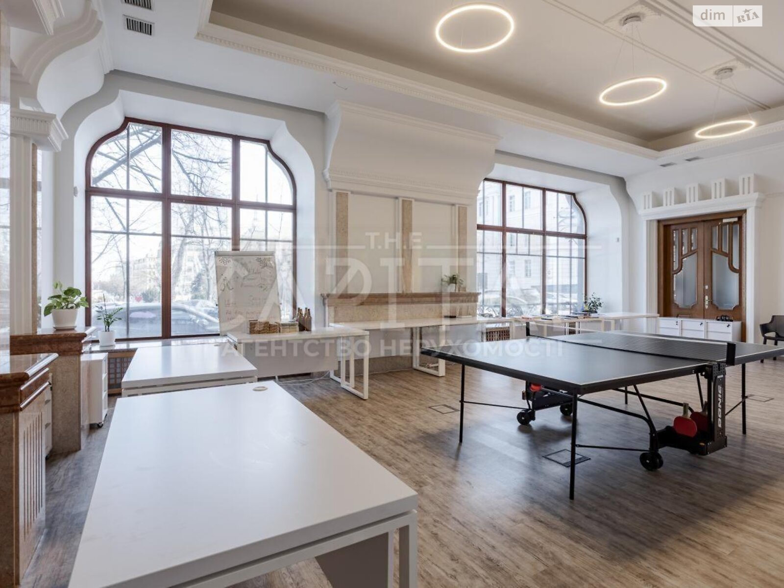 Комерційне приміщення в Києві, здам в оренду по Контрактова площа 10А, район Поділ, ціна: 2 276 269 грн за об’єкт фото 1