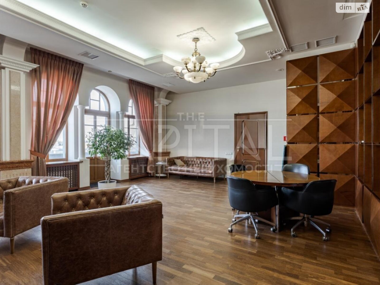Комерційне приміщення в Києві, здам в оренду по Контрактова площа 10А, район Поділ, ціна: 2 276 269 грн за об’єкт фото 1