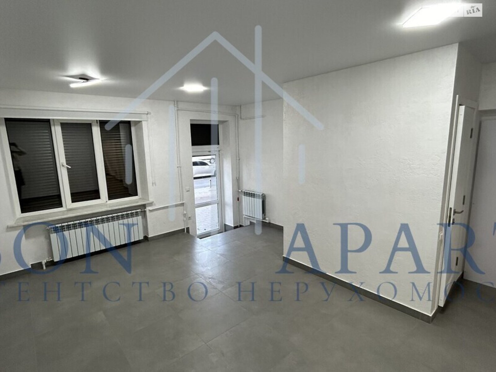 Коммерческое помещение в Киеве, сдам в аренду по Набережно-Крещатицкая улица 35, район Подол, цена: 35 000 грн за объект фото 1