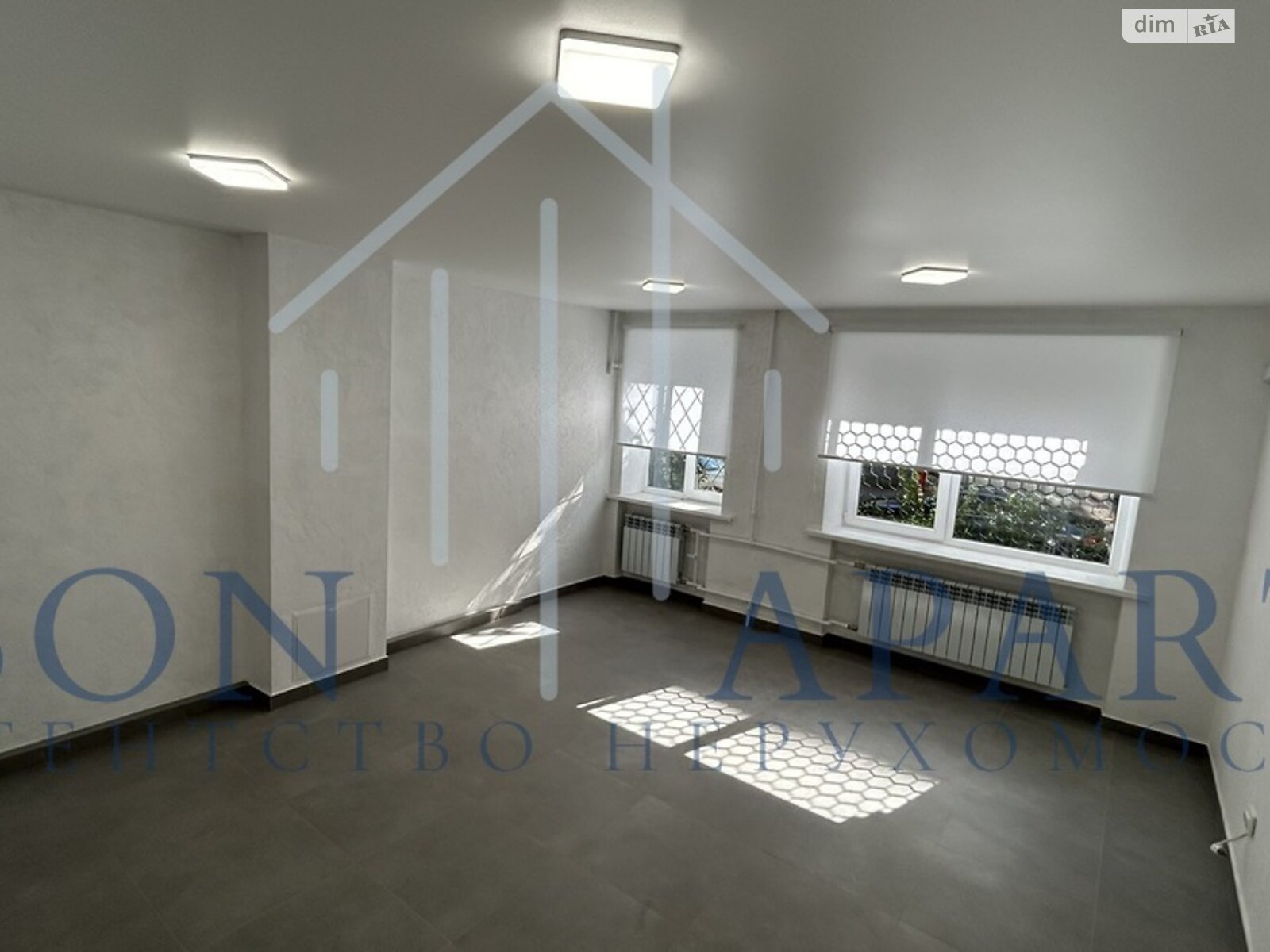 Коммерческое помещение в Киеве, сдам в аренду по Набережно-Крещатицкая улица 35, район Подол, цена: 35 000 грн за объект фото 1