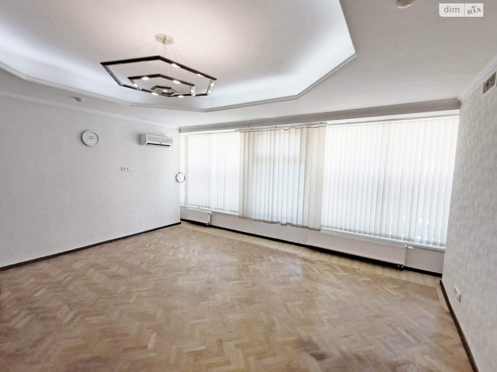 Коммерческое помещение в Киеве, сдам в аренду по Рылеева улица, район Подольский, цена: 15 025 грн за объект фото 1