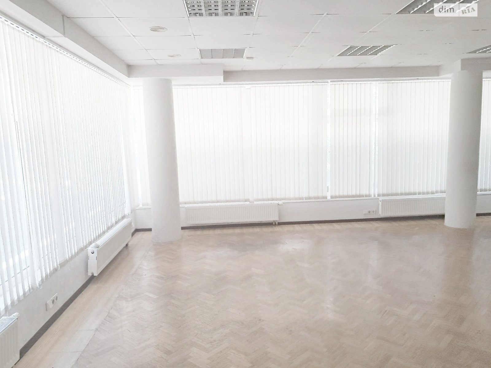 Коммерческое помещение в Киеве, сдам в аренду по Рылеева улица, район Подольский, цена: 25 525 грн за объект фото 1