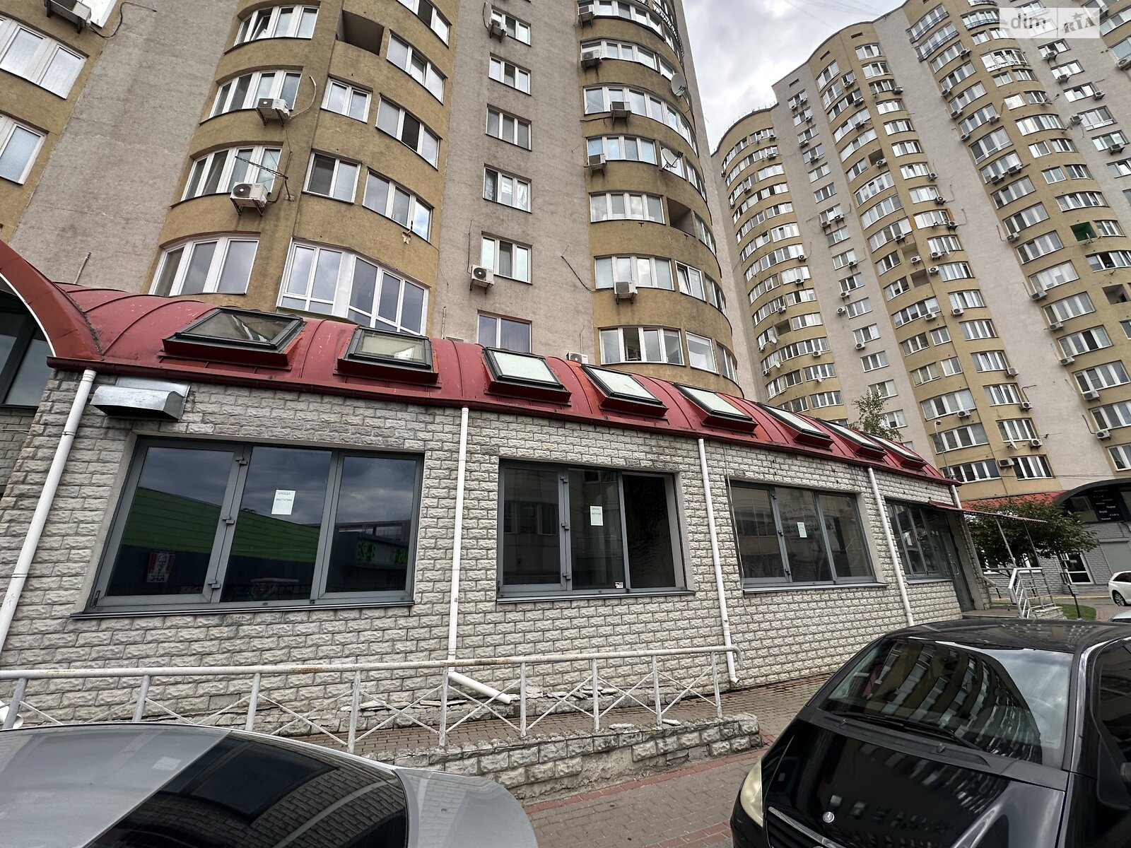 Коммерческое помещение в Киеве, сдам в аренду по Днепровская набережная 19, район Позняки, цена: 300 000 грн за объект фото 1 Коммерческое помещение в Киеве, сдам в аренду по Днепровская набережная 19, район Позняки, цена: 300 000 грн за объект фото 1