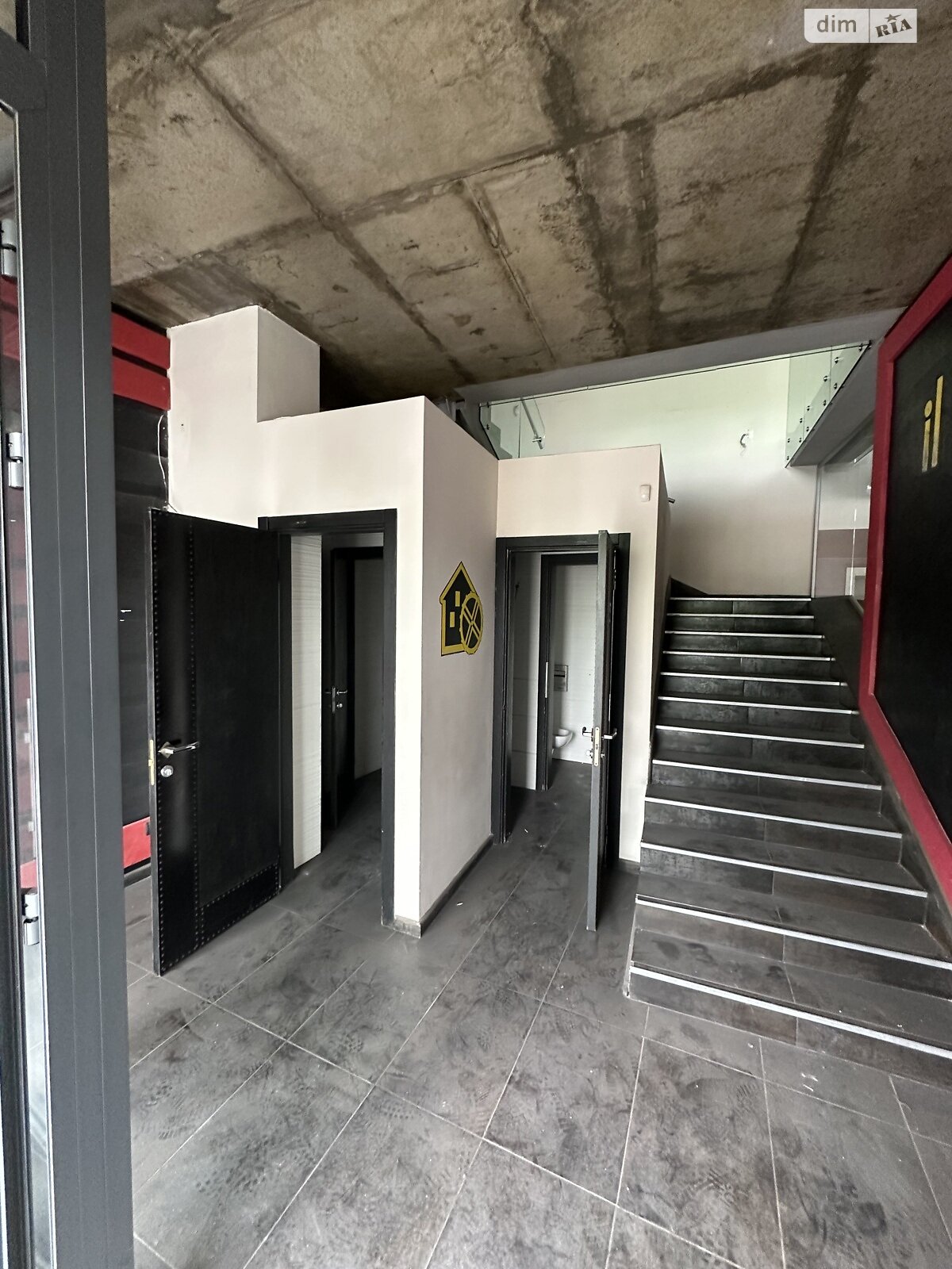 Коммерческое помещение в Киеве, сдам в аренду по Днепровская набережная 19, район Позняки, цена: 300 000 грн за объект фото 1 Коммерческое помещение в Киеве, сдам в аренду по Днепровская набережная 19, район Позняки, цена: 300 000 грн за объект фото 1