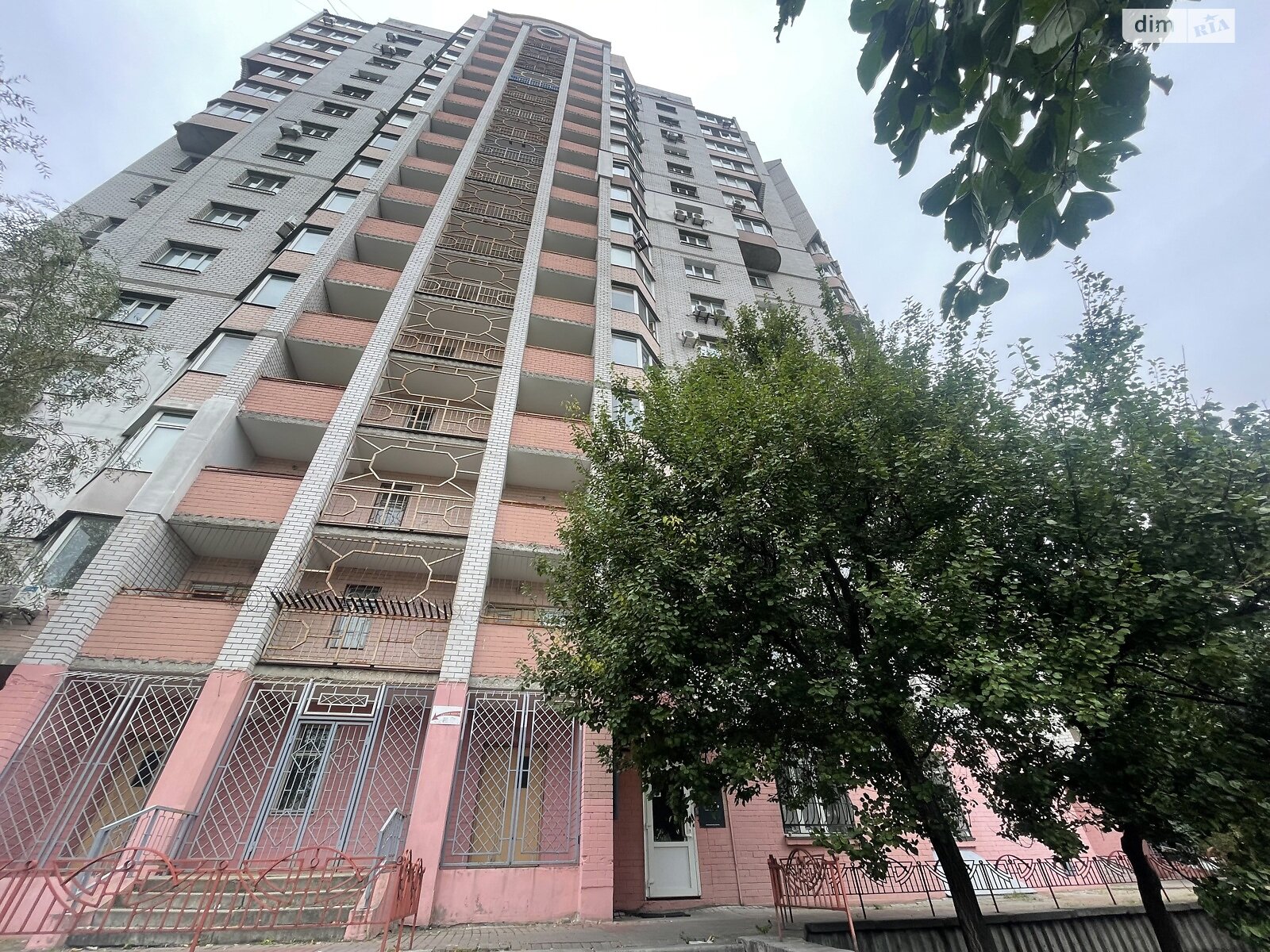 Коммерческое помещение в Киеве, сдам в аренду по Петра Григоренко проспект 24, район Позняки, цена: 49 499 грн за объект фото 1 Коммерческое помещение в Киеве, сдам в аренду по Петра Григоренко проспект 24, район Позняки, цена: 49 499 грн за объект фото 1