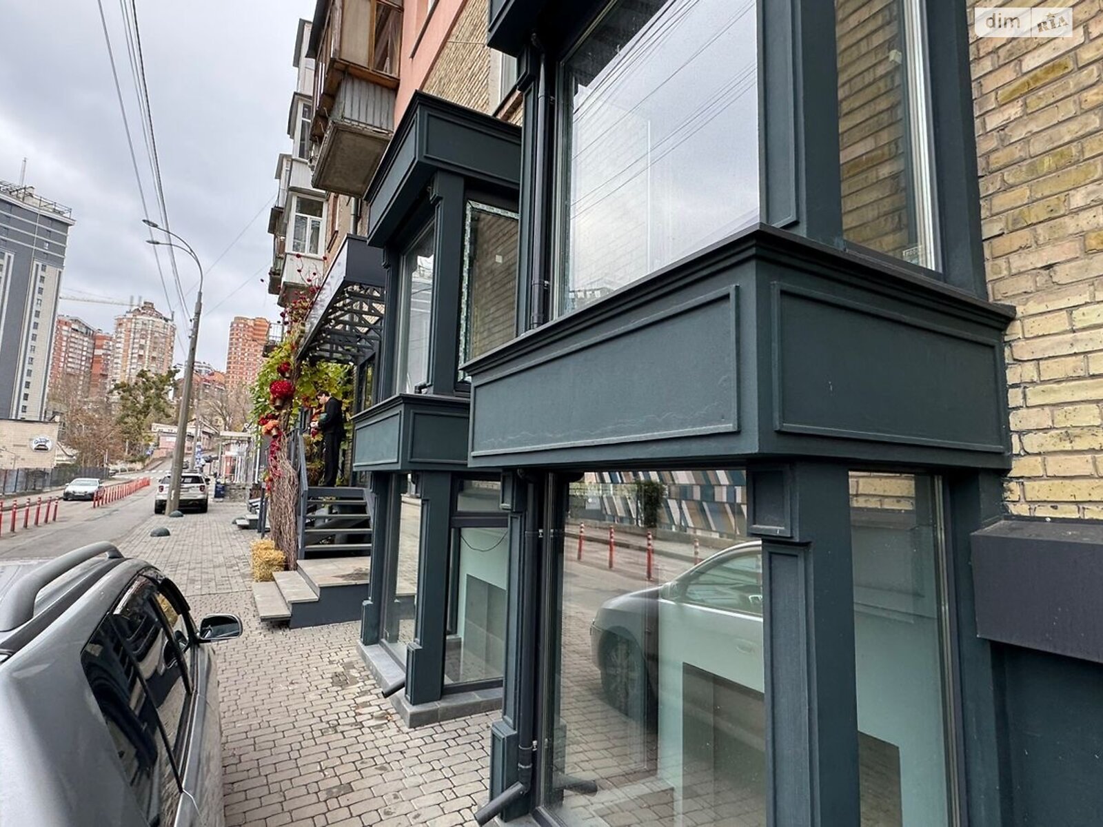 Коммерческое помещение в Киеве, сдам в аренду по Иоанна Павла II (Патриса Лумумбы) улица 7, район Саперное Поле, цена: 120 000 грн за объект фото 1