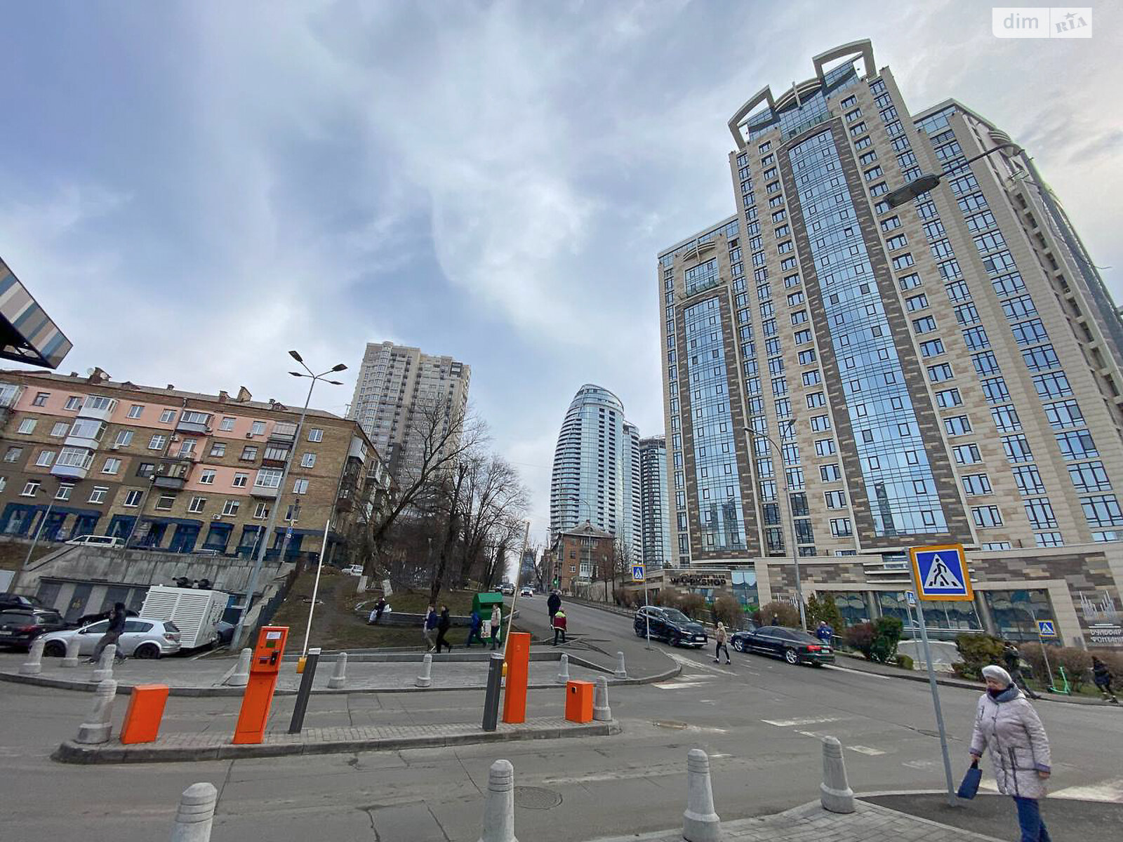 Коммерческое помещение в Киеве, сдам в аренду по Иоанна Павла II (Патриса Лумумбы) улица 7, район Саперное Поле, цена: 120 000 грн за объект фото 1