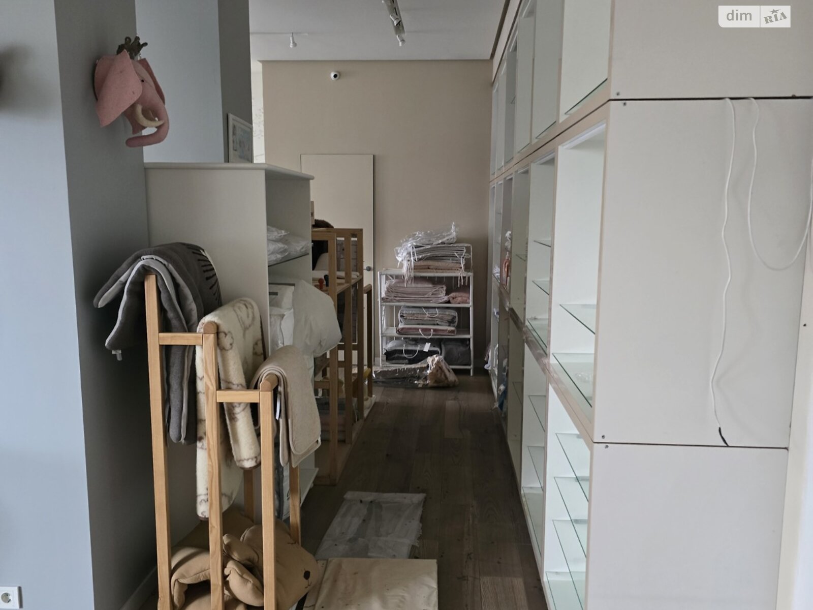 Комерційне приміщення в Києві, здам в оренду по Миколи Міхновського (Дружби Народів) бульвар 3, район Саперне Поле, ціна: 118 000 грн за об’єкт фото 1 Комерційне приміщення в Києві, здам в оренду по Миколи Міхновського (Дружби Народів) бульвар 3, район Саперне Поле, ціна: 118 000 грн за об’єкт фото 1