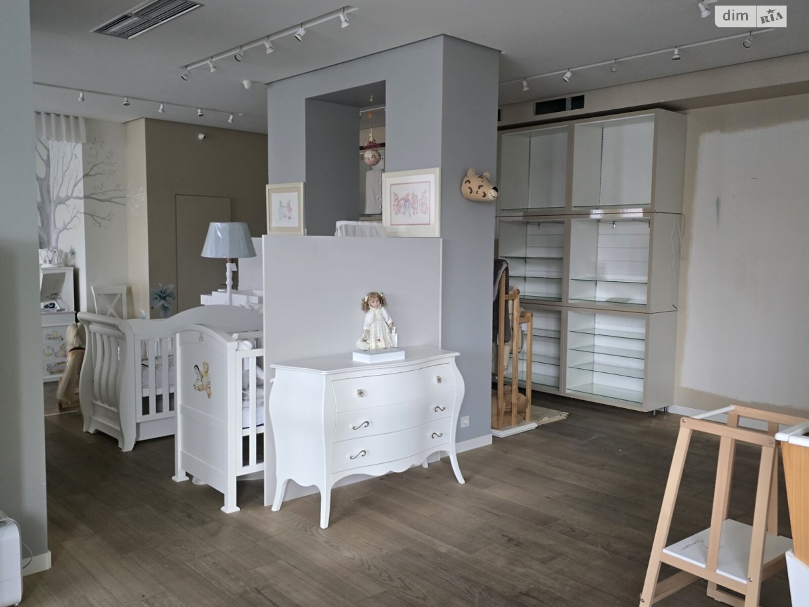 Комерційне приміщення в Києві, здам в оренду по Миколи Міхновського (Дружби Народів) бульвар 3, район Саперне Поле, ціна: 118 000 грн за об’єкт фото 1 Комерційне приміщення в Києві, здам в оренду по Миколи Міхновського (Дружби Народів) бульвар 3, район Саперне Поле, ціна: 118 000 грн за об’єкт фото 1