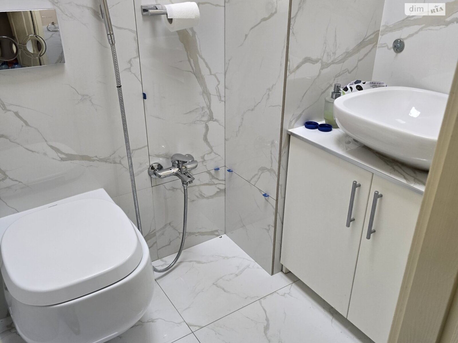 Комерційне приміщення в Києві, здам в оренду по Миколи Міхновського (Дружби Народів) бульвар 3, район Саперне Поле, ціна: 118 000 грн за об’єкт фото 1 Комерційне приміщення в Києві, здам в оренду по Миколи Міхновського (Дружби Народів) бульвар 3, район Саперне Поле, ціна: 118 000 грн за об’єкт фото 1