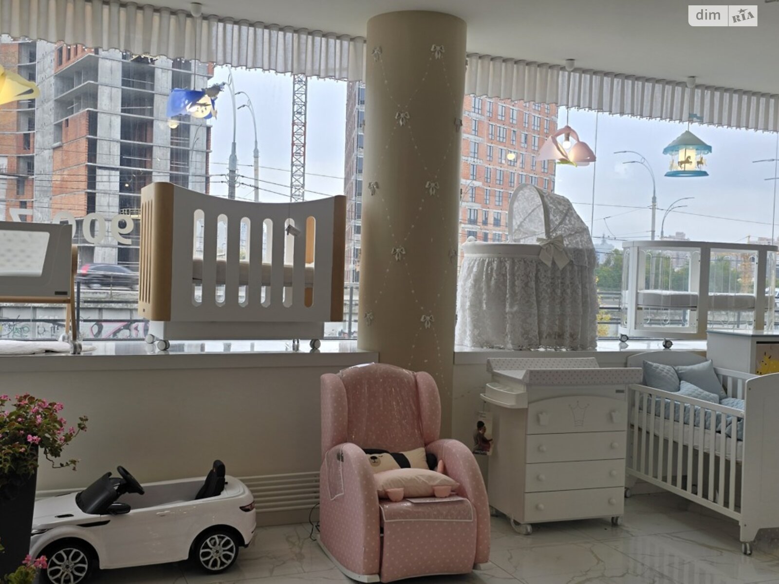 Комерційне приміщення в Києві, здам в оренду по Миколи Міхновського (Дружби Народів) бульвар 3, район Саперне Поле, ціна: 118 000 грн за об’єкт фото 1 Комерційне приміщення в Києві, здам в оренду по Миколи Міхновського (Дружби Народів) бульвар 3, район Саперне Поле, ціна: 118 000 грн за об’єкт фото 1