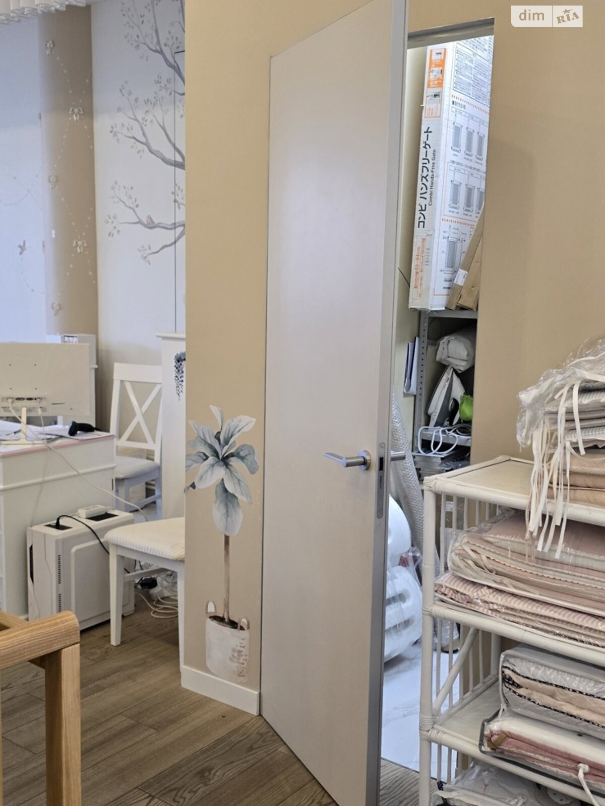 Комерційне приміщення в Києві, здам в оренду по Миколи Міхновського (Дружби Народів) бульвар 3, район Саперне Поле, ціна: 118 000 грн за об’єкт фото 1 Комерційне приміщення в Києві, здам в оренду по Миколи Міхновського (Дружби Народів) бульвар 3, район Саперне Поле, ціна: 118 000 грн за об’єкт фото 1