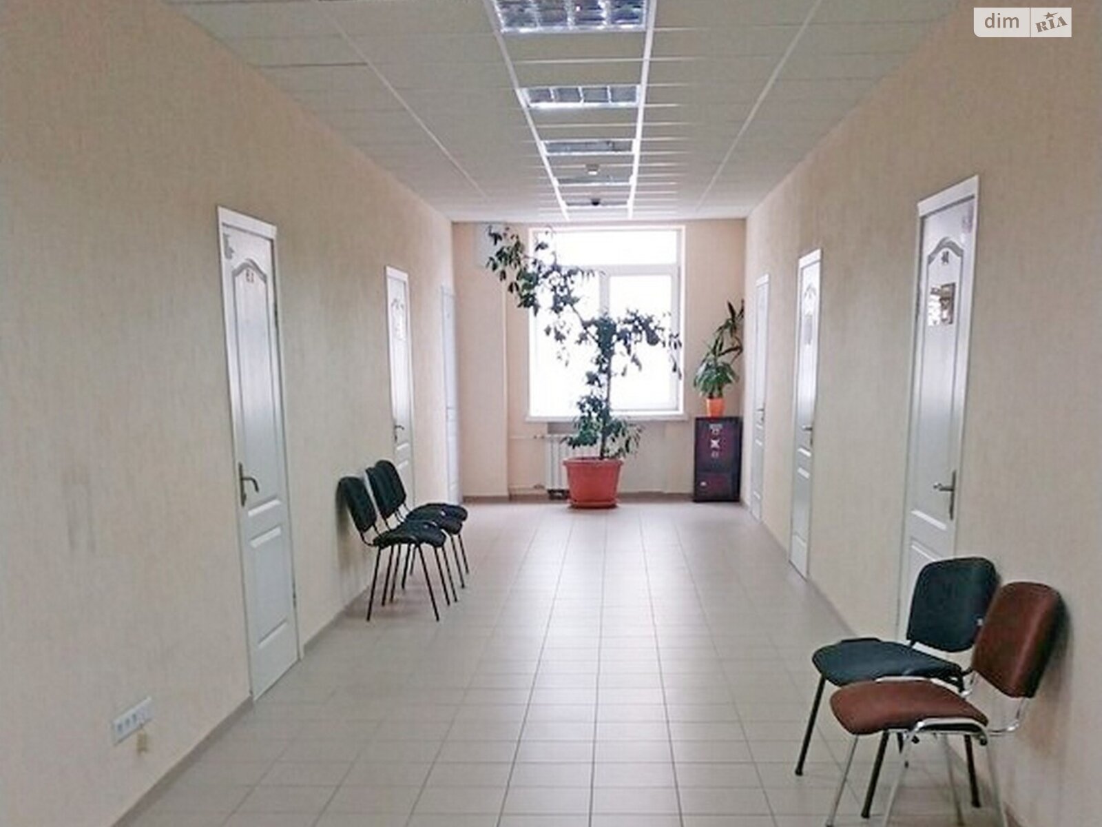 Коммерческое помещение в Киеве, сдам в аренду по Предславинская улица, район Саперное Поле, цена: 7 000 грн за объект фото 1