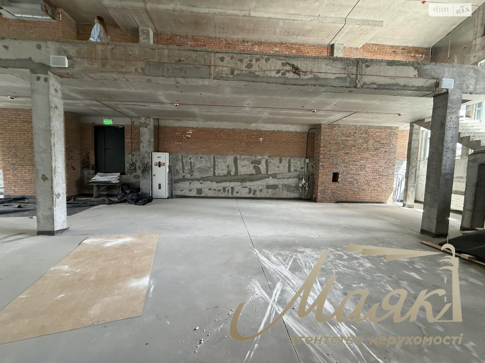 Коммерческое помещение в Киеве, сдам в аренду по Василия Тютюнника (Анри Барбюса) улица, район Саперное Поле, цена: 426 312 грн за объект фото 1 Коммерческое помещение в Киеве, сдам в аренду по Василия Тютюнника (Анри Барбюса) улица, район Саперное Поле, цена: 426 312 грн за объект фото 1