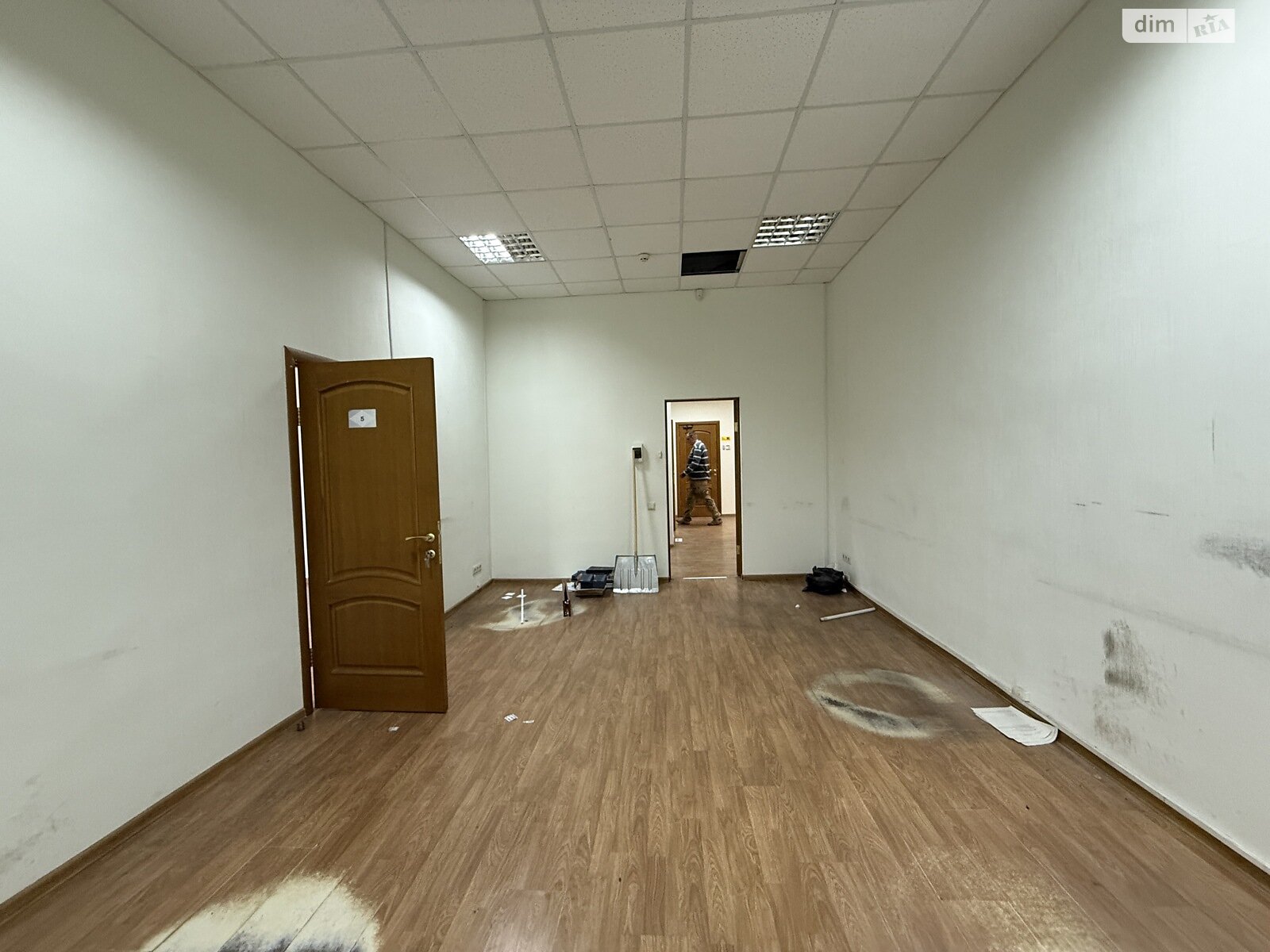 Коммерческое помещение в Киеве, сдам в аренду по Евгения Чикаленко (Пушкинская) улица, район Шевченковский, цена: 180 000 грн за объект фото 1 Коммерческое помещение в Киеве, сдам в аренду по Евгения Чикаленко (Пушкинская) улица, район Шевченковский, цена: 180 000 грн за объект фото 1