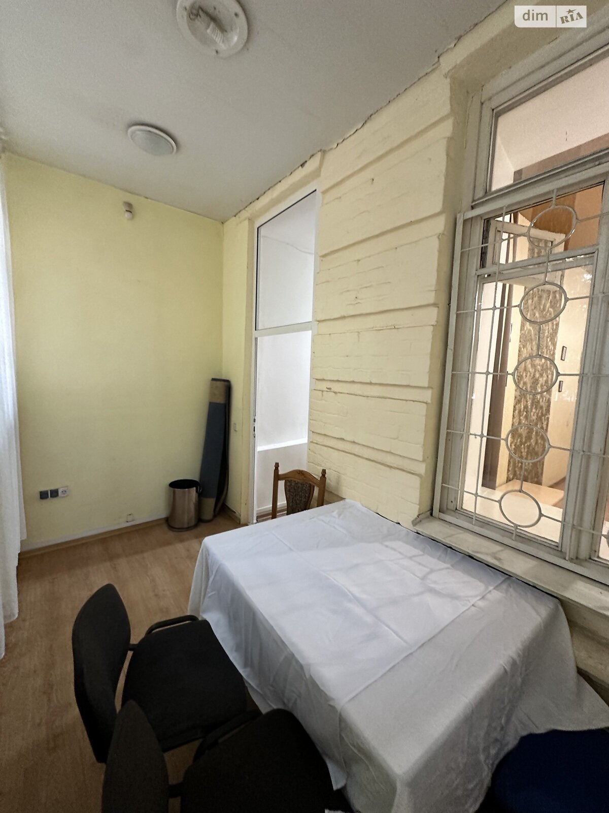Комерційне приміщення в Києві, здам в оренду по Володимирська вулиця 12В, район Шевченківський, ціна: 25 000 грн за об’єкт фото 1 Комерційне приміщення в Києві, здам в оренду по Володимирська вулиця 12В, район Шевченківський, ціна: 25 000 грн за об’єкт фото 1