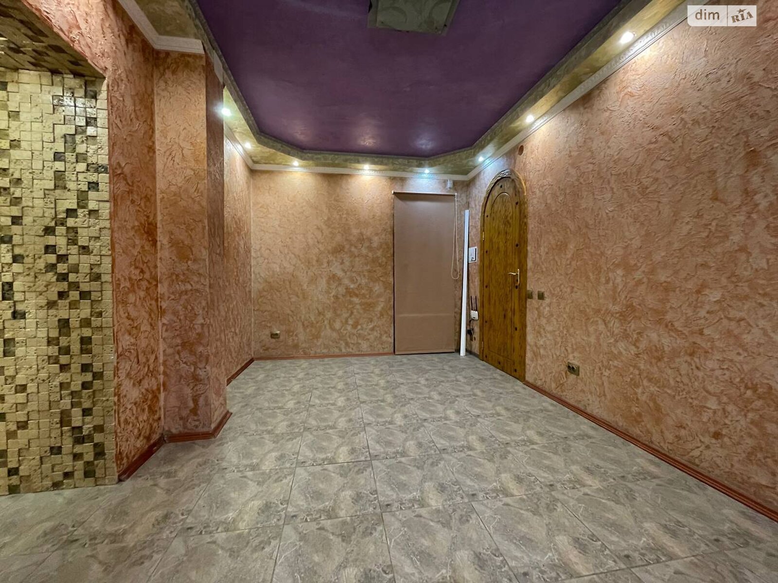 Коммерческое помещение в Киеве, сдам в аренду по Шовкуненко улица 4, район Соломянка, цена: 18 000 грн за объект фото 1 Коммерческое помещение в Киеве, сдам в аренду по Шовкуненко улица 4, район Соломянка, цена: 18 000 грн за объект фото 1