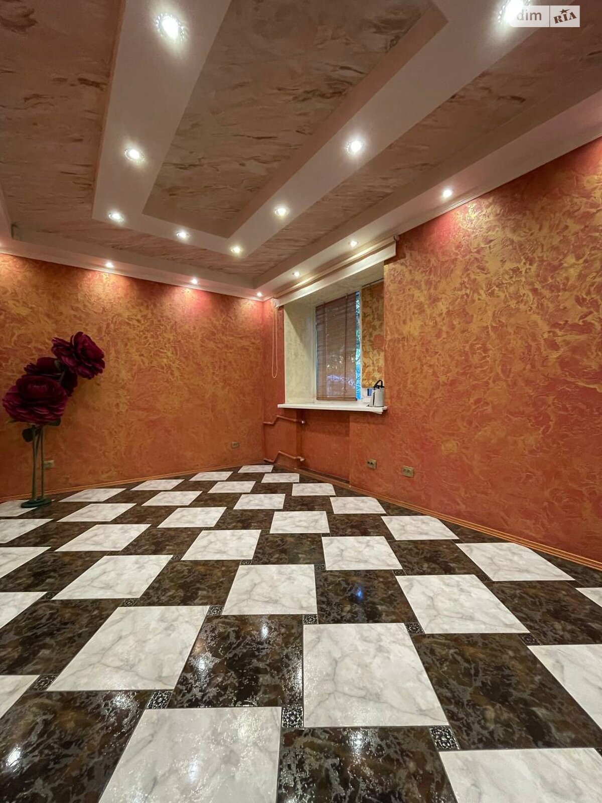 Коммерческое помещение в Киеве, сдам в аренду по Шовкуненко улица 4, район Соломянка, цена: 18 000 грн за объект фото 1 Коммерческое помещение в Киеве, сдам в аренду по Шовкуненко улица 4, район Соломянка, цена: 18 000 грн за объект фото 1