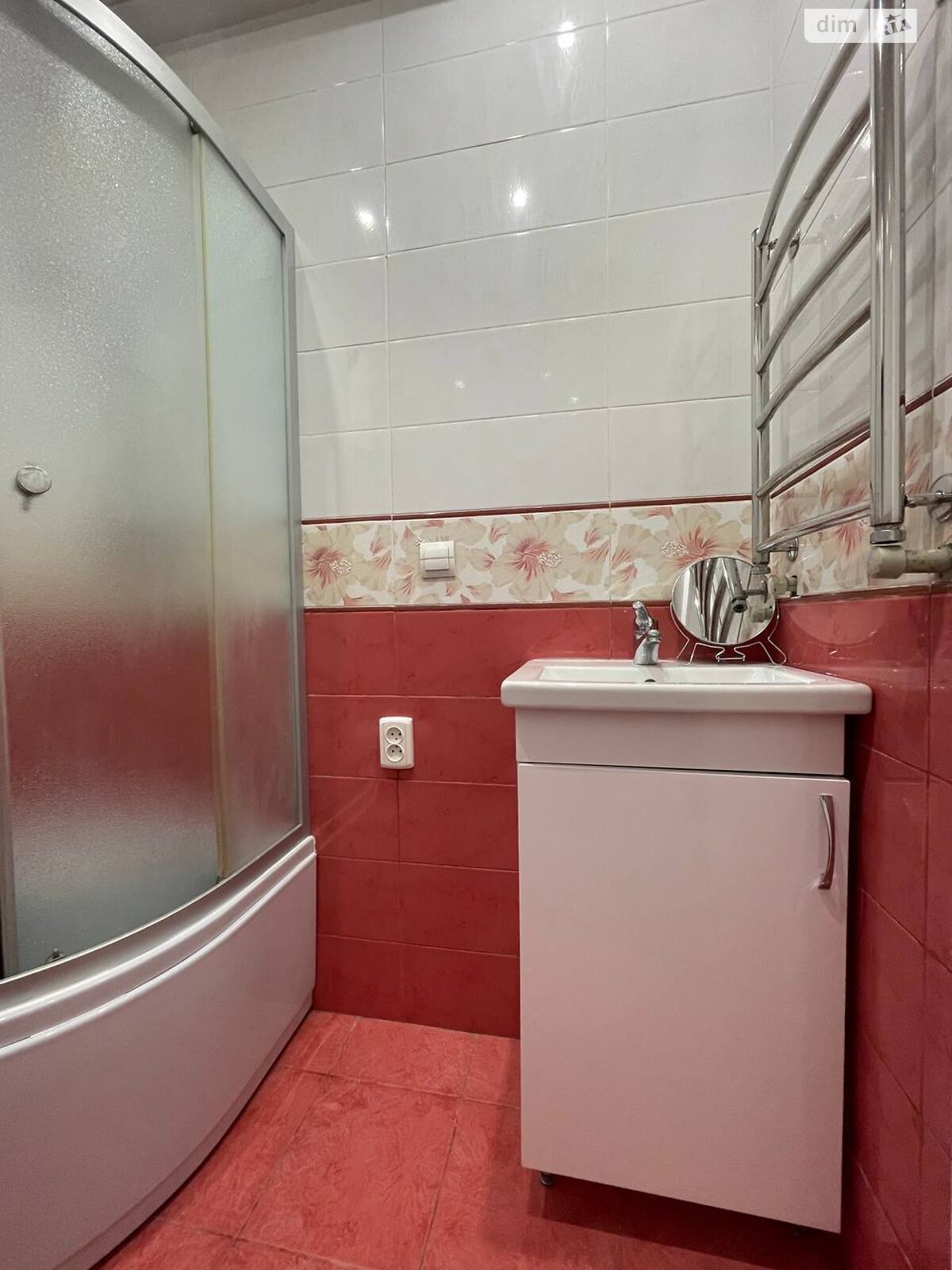 Коммерческое помещение в Киеве, сдам в аренду по Шовкуненко улица 4, район Соломянка, цена: 18 000 грн за объект фото 1 Коммерческое помещение в Киеве, сдам в аренду по Шовкуненко улица 4, район Соломянка, цена: 18 000 грн за объект фото 1