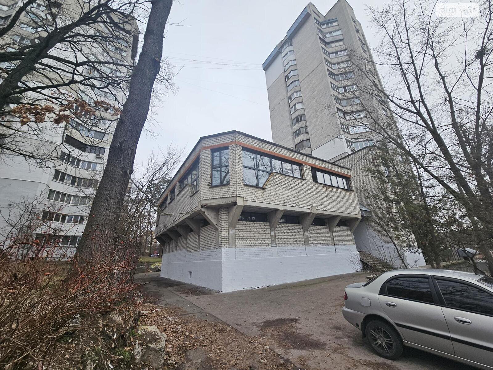 Коммерческое помещение в Киеве, сдам в аренду по Живописная улица 59А, район Святошино, цена: 90 000 грн за объект фото 2 Коммерческое помещение в Киеве, сдам в аренду по Живописная улица 59А, район Святошино, цена: 90 000 грн за объект фото 2