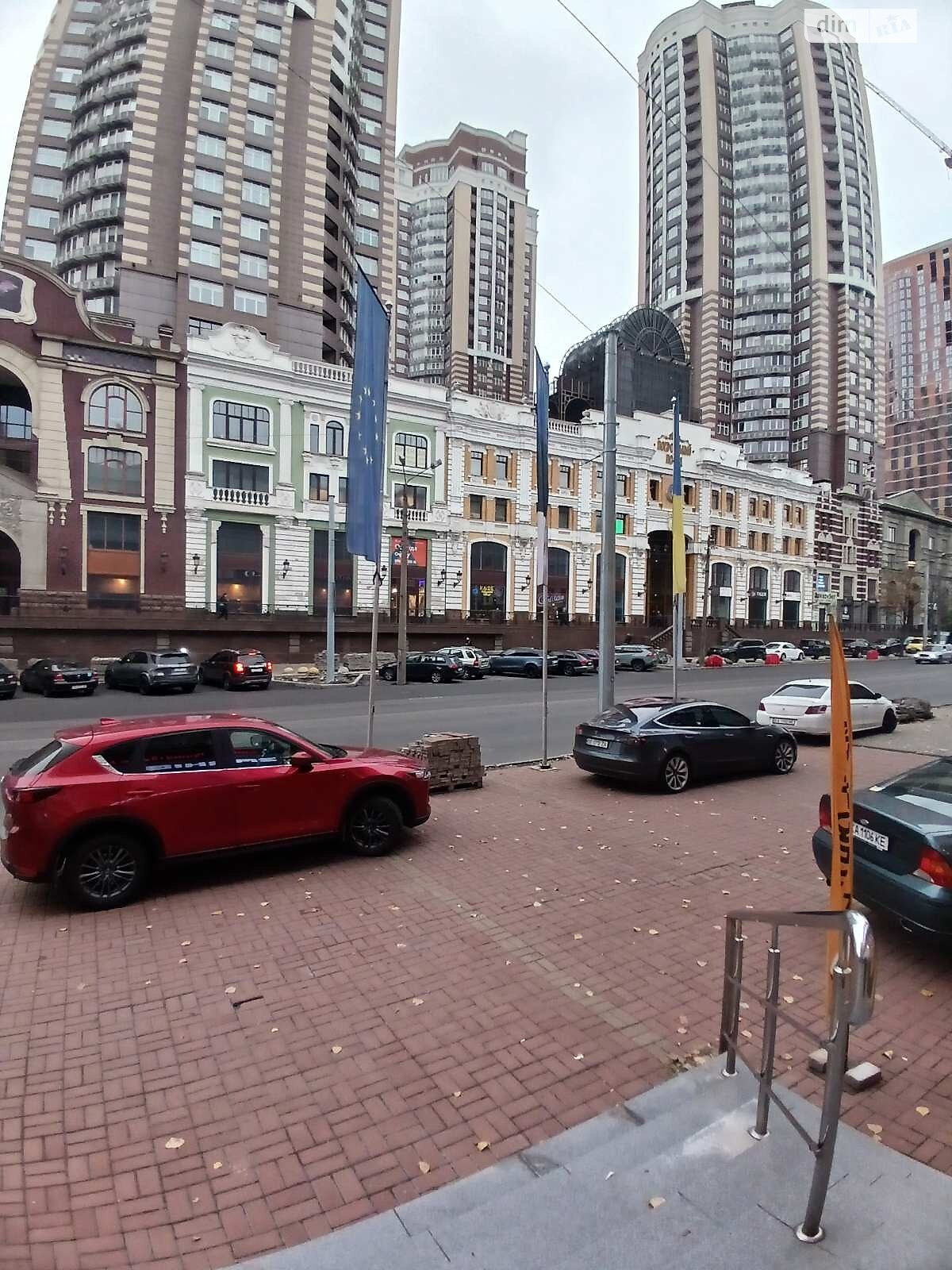 Комерційне приміщення в Києві, здам в оренду по Глибочицька вулиця 29/31, район Татарка, ціна: 126 500 грн за об’єкт фото 1 Комерційне приміщення в Києві, здам в оренду по Глибочицька вулиця 29/31, район Татарка, ціна: 126 500 грн за об’єкт фото 1