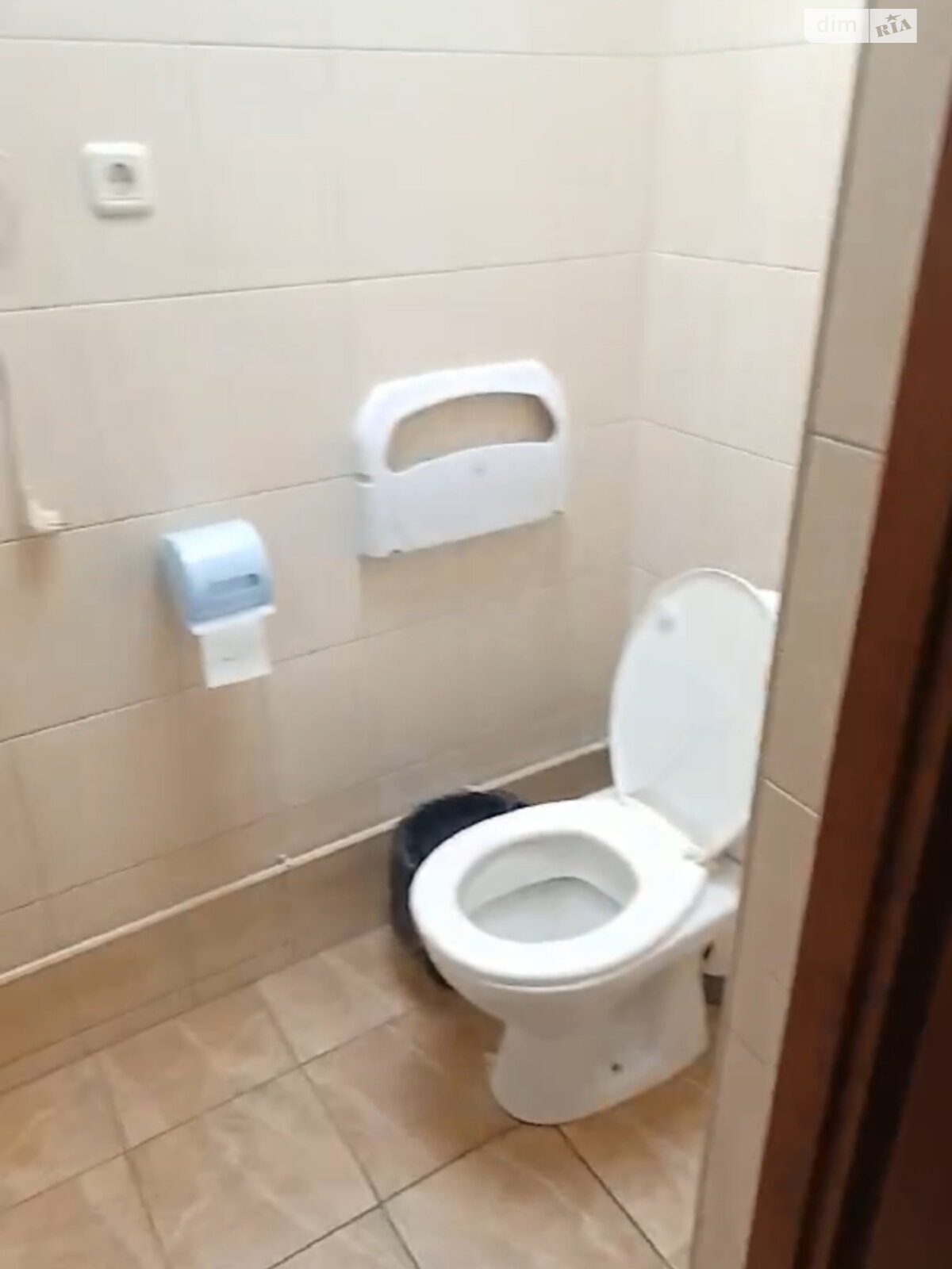 Комерційне приміщення в Києві, здам в оренду по Глибочицька вулиця 29/31, район Татарка, ціна: 126 500 грн за об’єкт фото 1 Комерційне приміщення в Києві, здам в оренду по Глибочицька вулиця 29/31, район Татарка, ціна: 126 500 грн за об’єкт фото 1