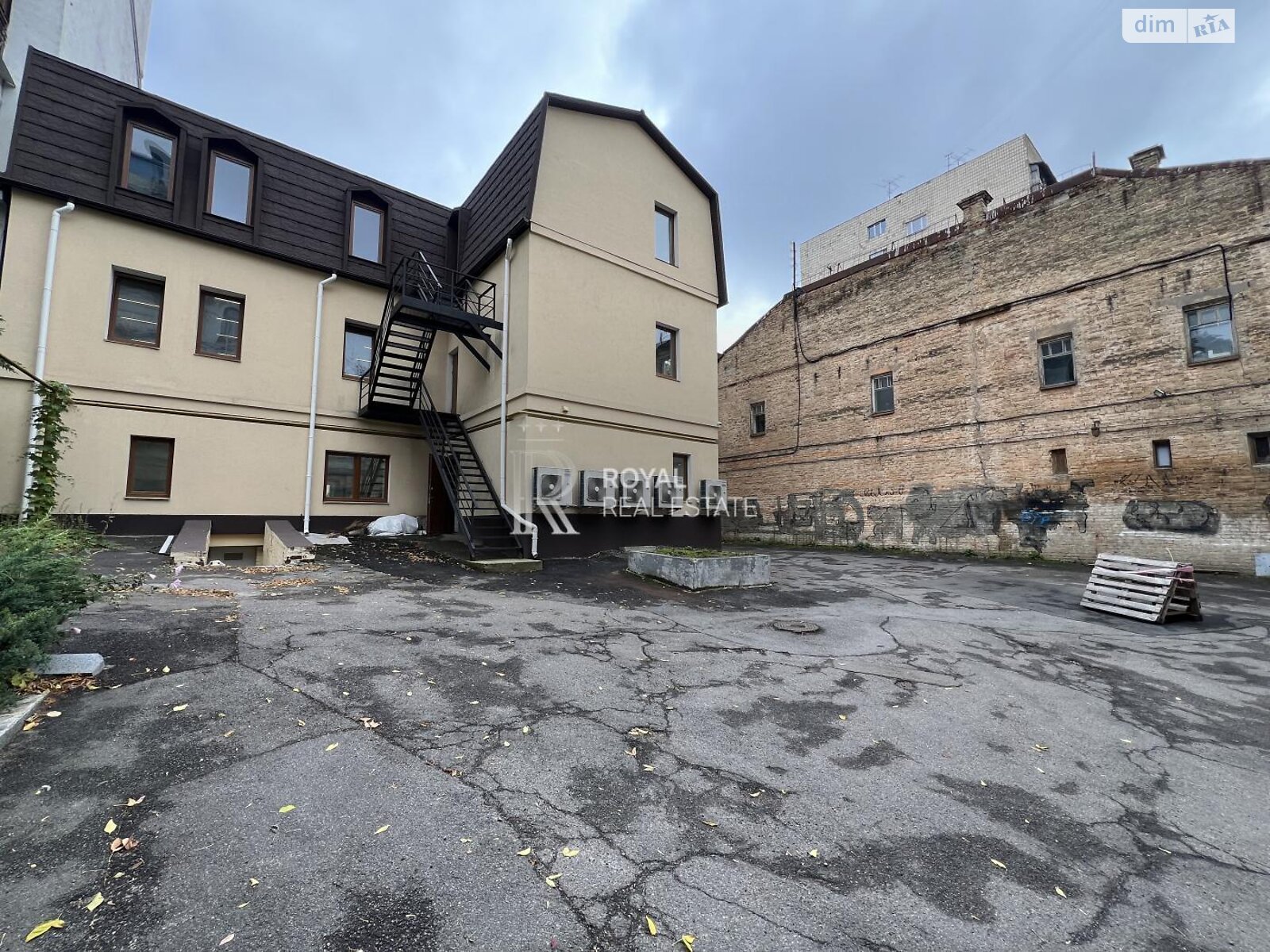 Коммерческое помещение в Киеве, сдам в аренду по Ивана Франко улица 26, район Центр, цена: 799 330 грн за объект фото 1