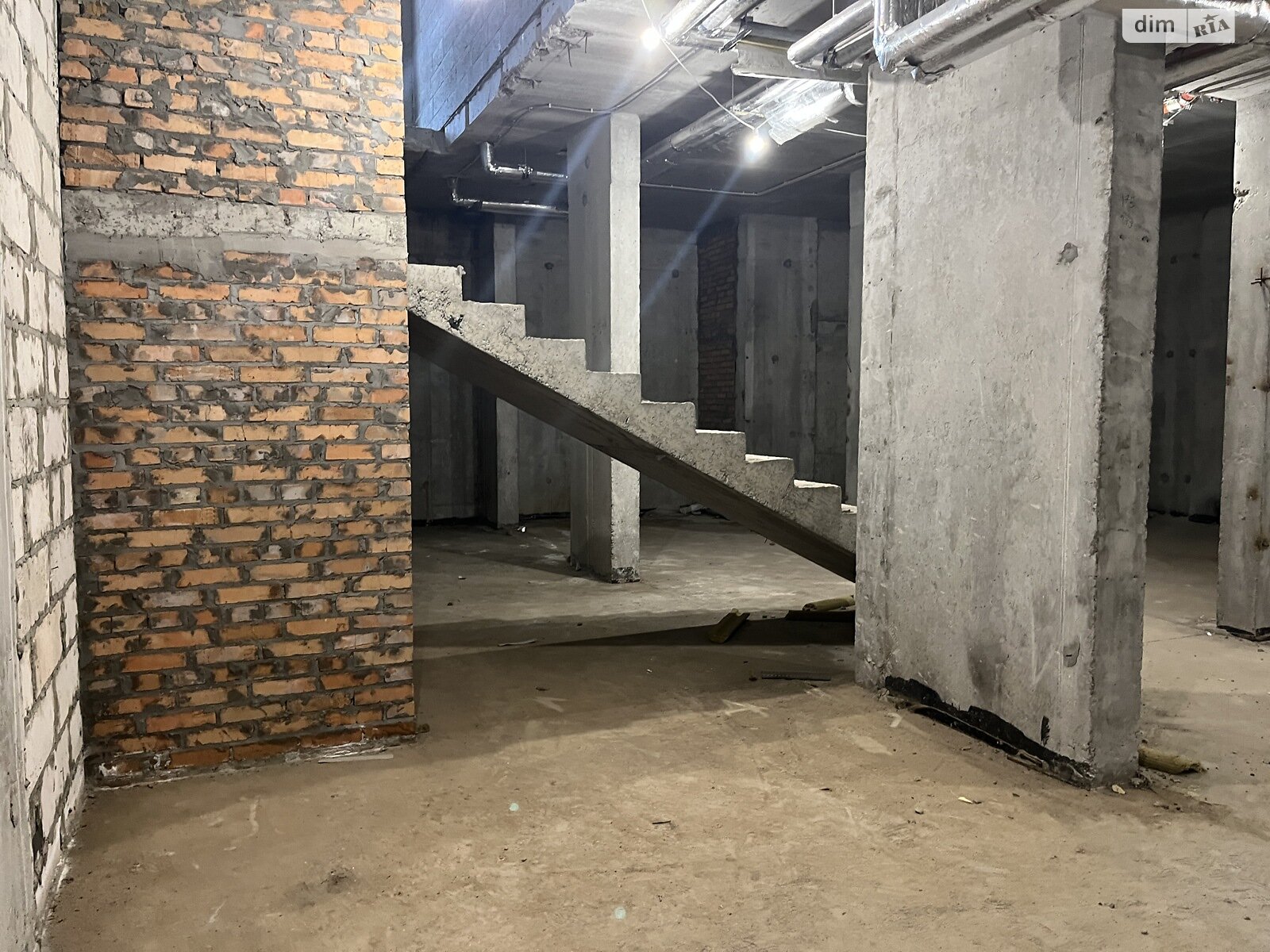 Коммерческое помещение в Киеве, сдам в аренду по Европейского Союза (Правды) проспект 43Б, район Подольский, цена: 72 700 грн за объект фото 1 Коммерческое помещение в Киеве, сдам в аренду по Европейского Союза (Правды) проспект 43Б, район Подольский, цена: 72 700 грн за объект фото 1