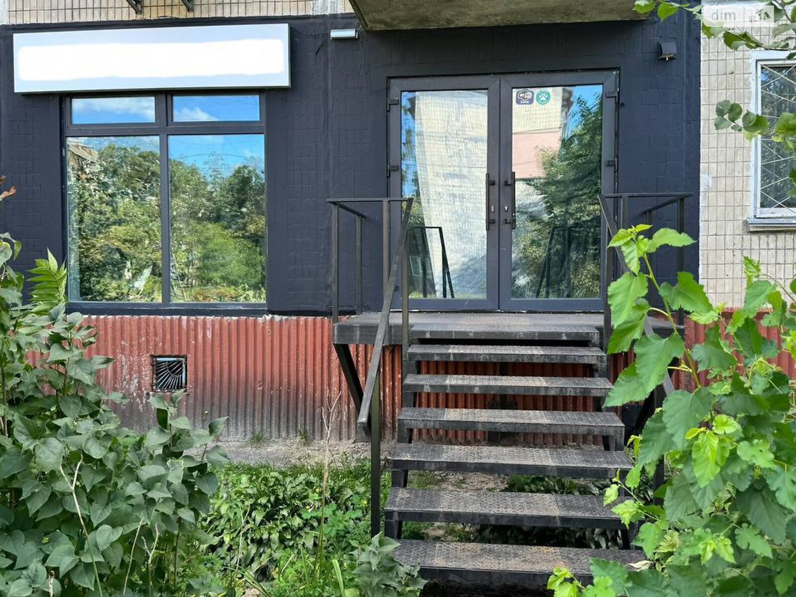 Коммерческое помещение в Киеве, сдам в аренду по Петра Запорожца улица 8, район Деснянский, цена: 22 000 грн за объект фото 1 Коммерческое помещение в Киеве, сдам в аренду по Петра Запорожца улица 8, район Деснянский, цена: 22 000 грн за объект фото 1