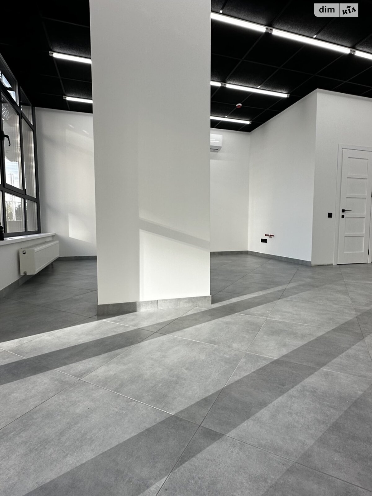 Комерційне приміщення в Києві, здам в оренду по Воскресенська вулиця 2В, район Воскресенка, ціна: 55 000 грн за об’єкт фото 1 Комерційне приміщення в Києві, здам в оренду по Воскресенська вулиця 2В, район Воскресенка, ціна: 55 000 грн за об’єкт фото 1