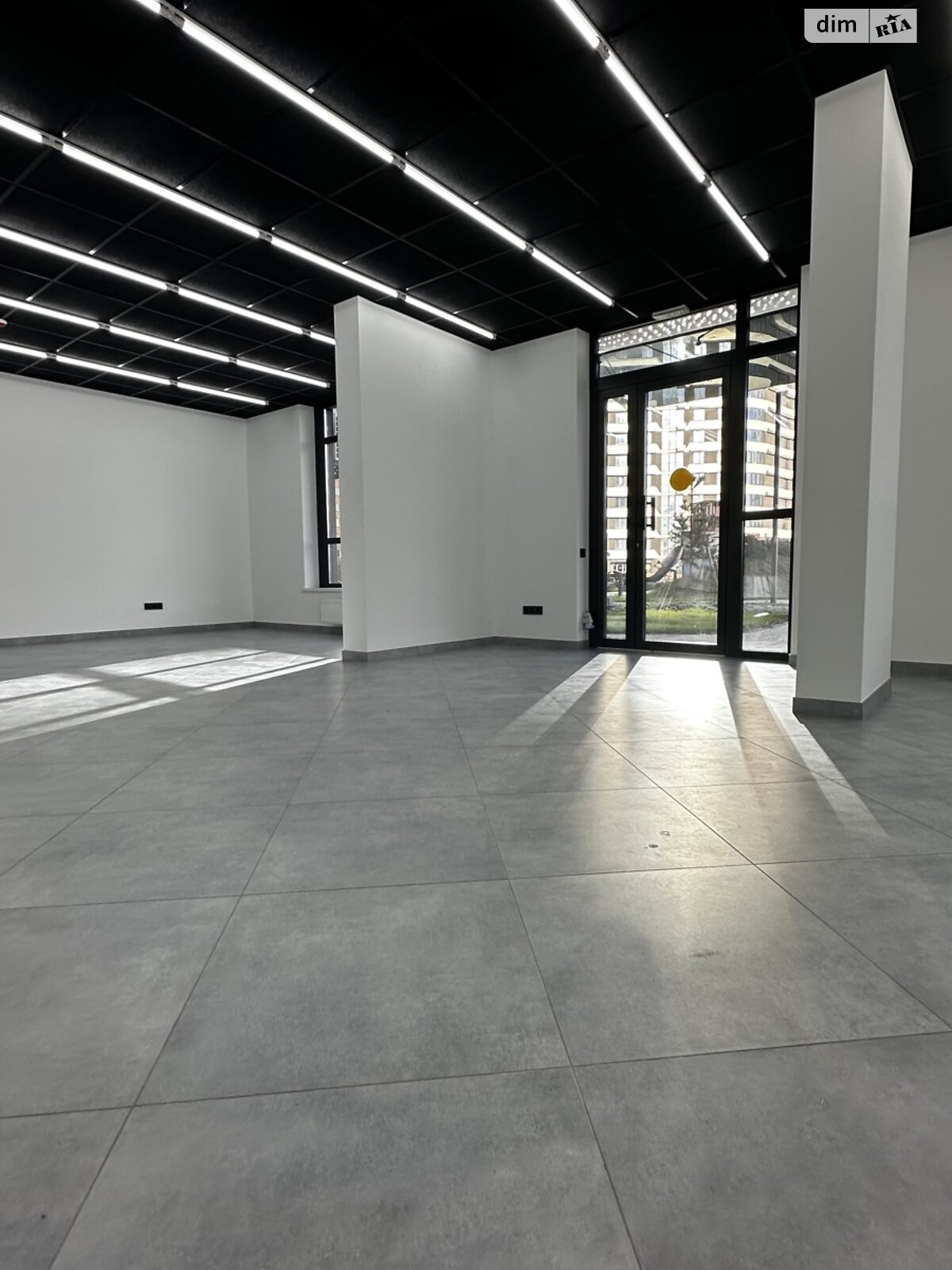 Комерційне приміщення в Києві, здам в оренду по Воскресенська вулиця 2В, район Воскресенка, ціна: 55 000 грн за об’єкт фото 1 Комерційне приміщення в Києві, здам в оренду по Воскресенська вулиця 2В, район Воскресенка, ціна: 55 000 грн за об’єкт фото 1