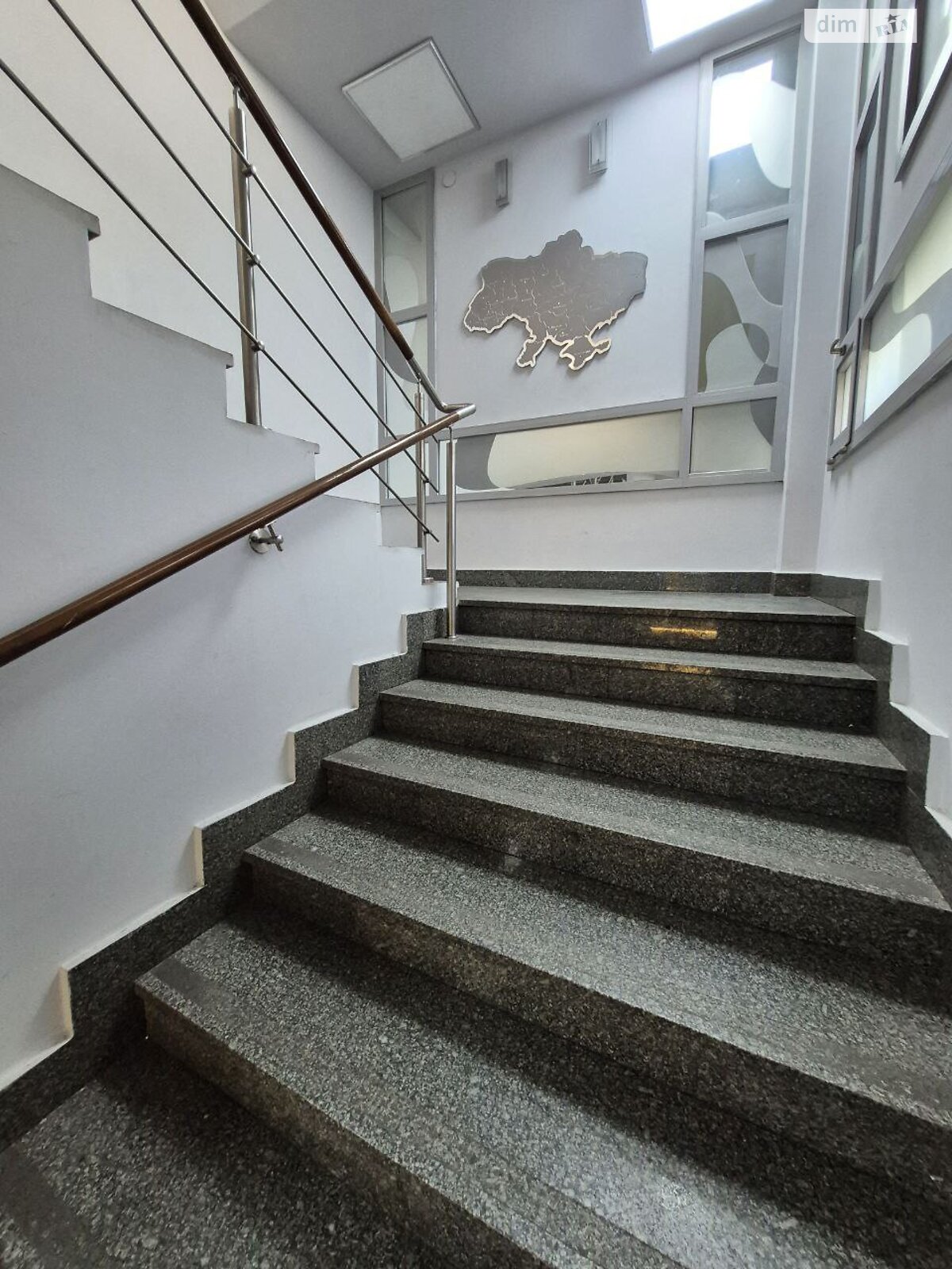 Коммерческое помещение в Киеве, сдам в аренду по Николая Михновского (Дружбы Народов) бульвар, район Зверинец, цена: 32 640 грн за объект фото 1 Коммерческое помещение в Киеве, сдам в аренду по Николая Михновского (Дружбы Народов) бульвар, район Зверинец, цена: 32 640 грн за объект фото 1