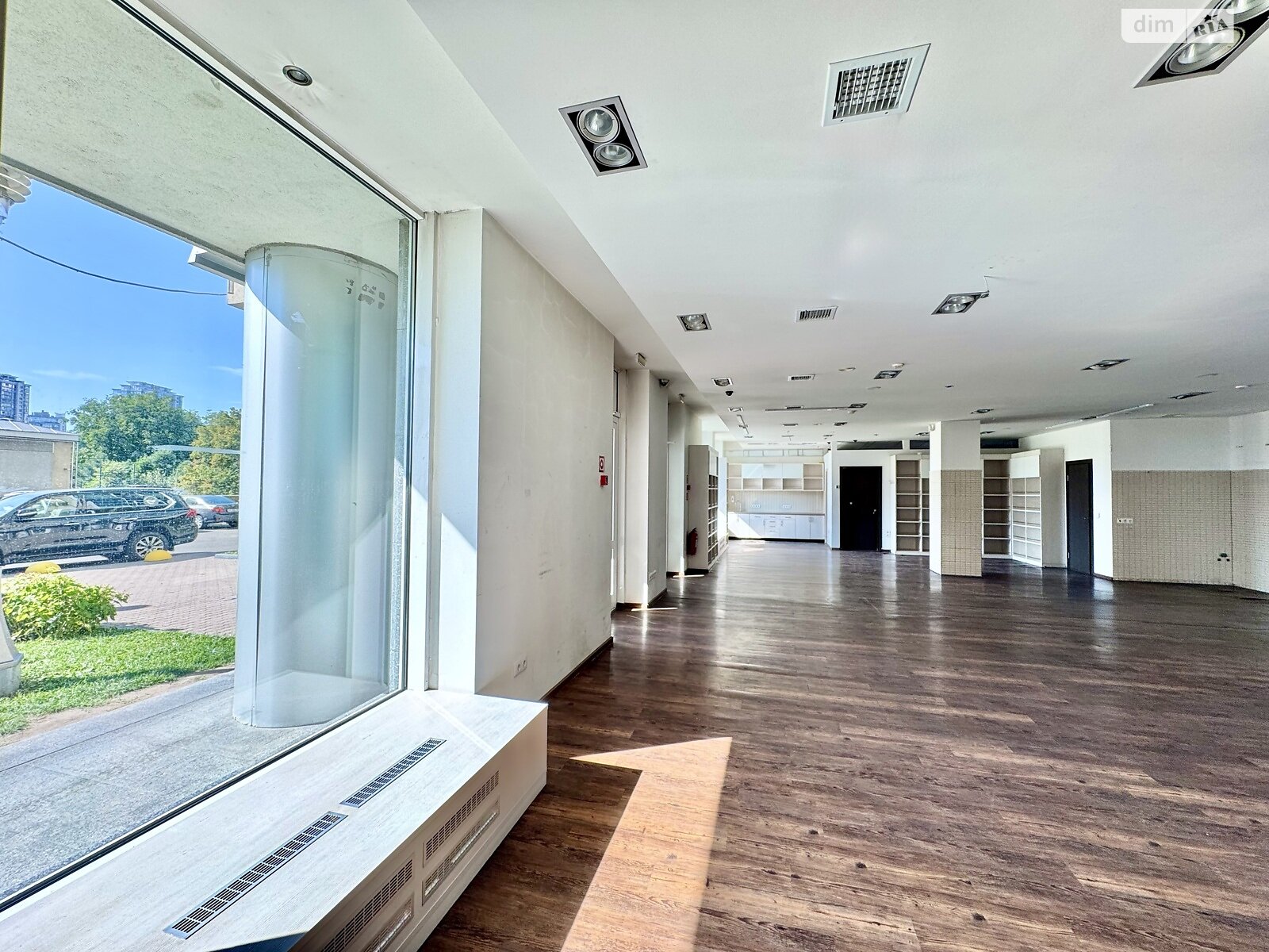 Коммерческое помещение в Киеве, сдам в аренду по Зверинецкая улица 59, район Зверинец, цена: 105 550 грн за объект фото 1 Коммерческое помещение в Киеве, сдам в аренду по Зверинецкая улица 59, район Зверинец, цена: 105 550 грн за объект фото 1