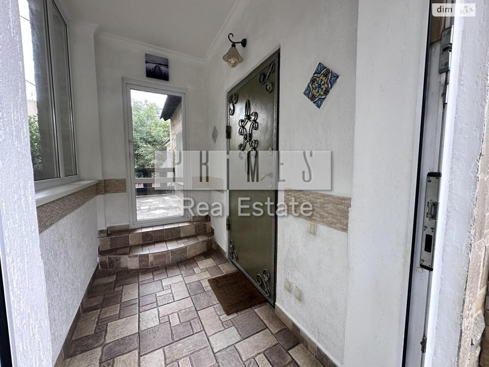 Коммерческое помещение в Киеве, сдам в аренду по Зверинецкая улица, район Зверинец, цена: 109 772 грн за объект фото 1 Коммерческое помещение в Киеве, сдам в аренду по Зверинецкая улица, район Зверинец, цена: 109 772 грн за объект фото 1