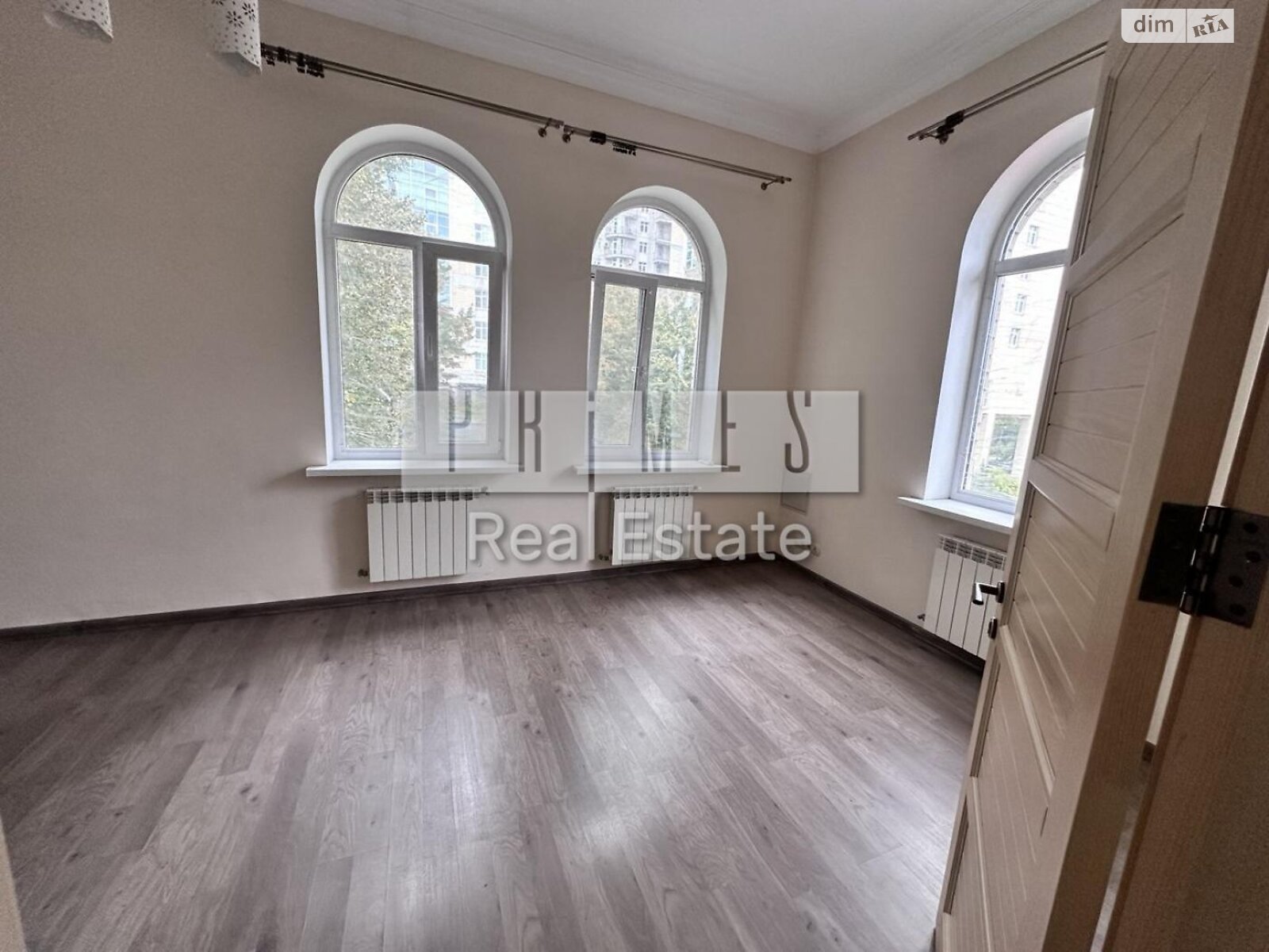 Коммерческое помещение в Киеве, сдам в аренду по Зверинецкая улица, район Зверинец, цена: 109 772 грн за объект фото 1 Коммерческое помещение в Киеве, сдам в аренду по Зверинецкая улица, район Зверинец, цена: 109 772 грн за объект фото 1