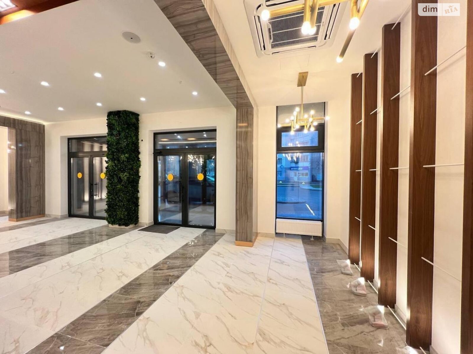 Коммерческое помещение в Киеве, сдам в аренду по Зверинецкая улица 72, район Зверинец, цена: 54 860 грн за объект фото 1