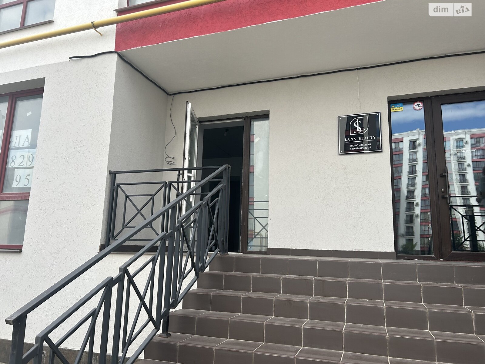 Комерційне приміщення в Крихівцях, здам в оренду по Фортечна вулиця, ціна: 11 000 грн за об’єкт фото 1 Комерційне приміщення в Крихівцях, здам в оренду по Фортечна вулиця, ціна: 11 000 грн за об’єкт фото 1