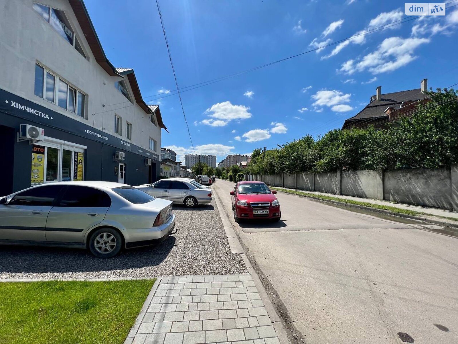 Комерційне приміщення в Крихівцях, Виноградна вулиця, ціна оренди: 56 390 грн за об’єкт фото 1 Комерційне приміщення в Крихівцях, Виноградна вулиця, ціна оренди: 56 390 грн за об’єкт фото 1