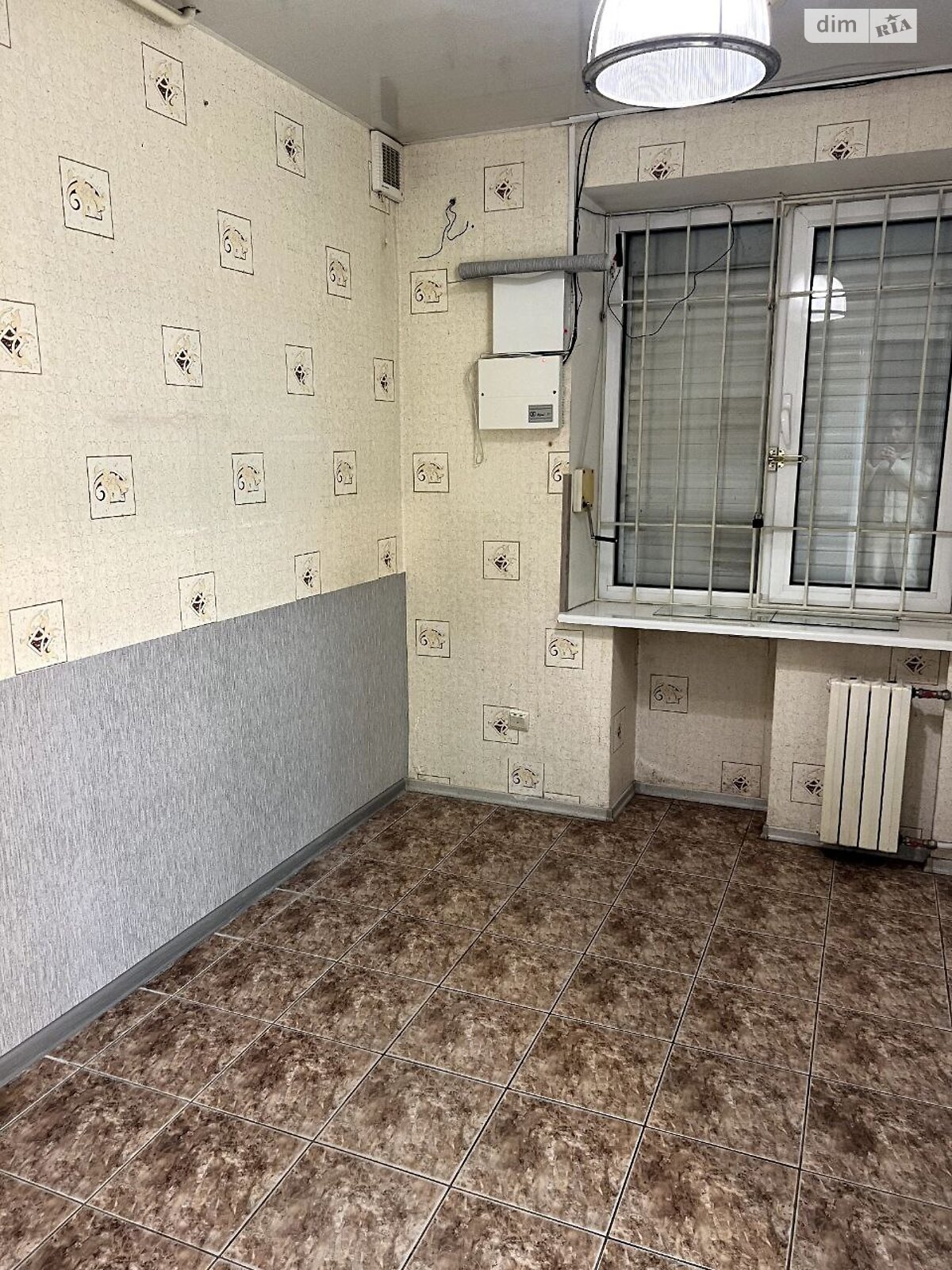 Коммерческое помещение в Кривом Роге, сдам в аренду по 5-й Заречный микрорайон улица 20, район Покровский, цена: 20 000 грн за объект фото 1 Коммерческое помещение в Кривом Роге, сдам в аренду по 5-й Заречный микрорайон улица 20, район Покровский, цена: 20 000 грн за объект фото 1