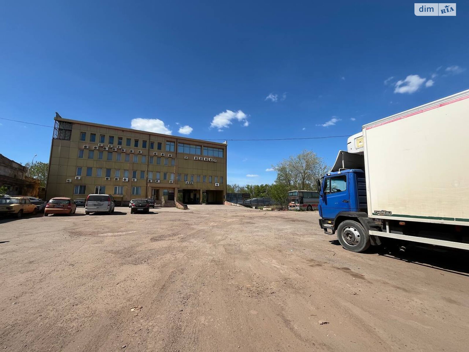 Коммерческое помещение в Кривом Роге, сдам в аренду по Конституционная улица 15, район Покровский, цена: 8 640 грн за объект фото 1 Коммерческое помещение в Кривом Роге, сдам в аренду по Конституционная улица 15, район Покровский, цена: 8 640 грн за объект фото 1