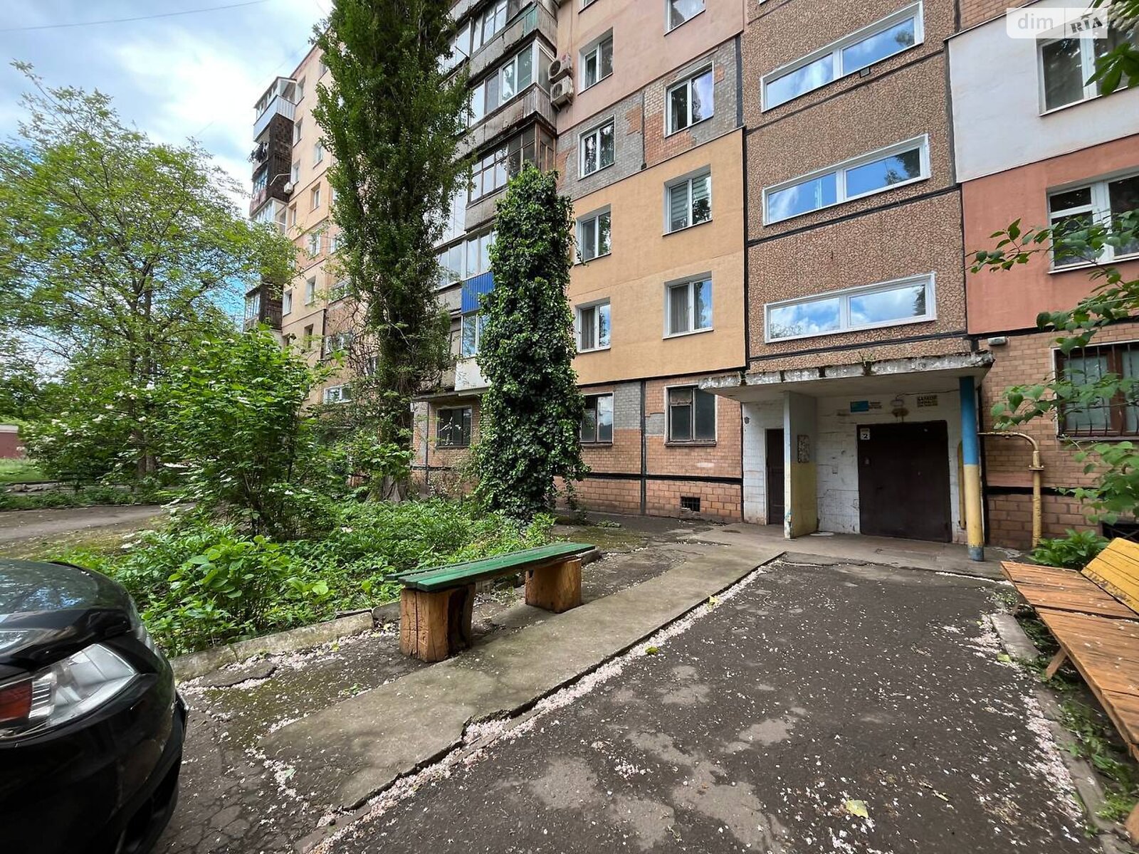 Комерційне приміщення в Кривому Розі, здам в оренду по Миру проспект 21, район Саксаганський, ціна: 30 000 грн за об’єкт фото 1 Комерційне приміщення в Кривому Розі, здам в оренду по Миру проспект 21, район Саксаганський, ціна: 30 000 грн за об’єкт фото 1