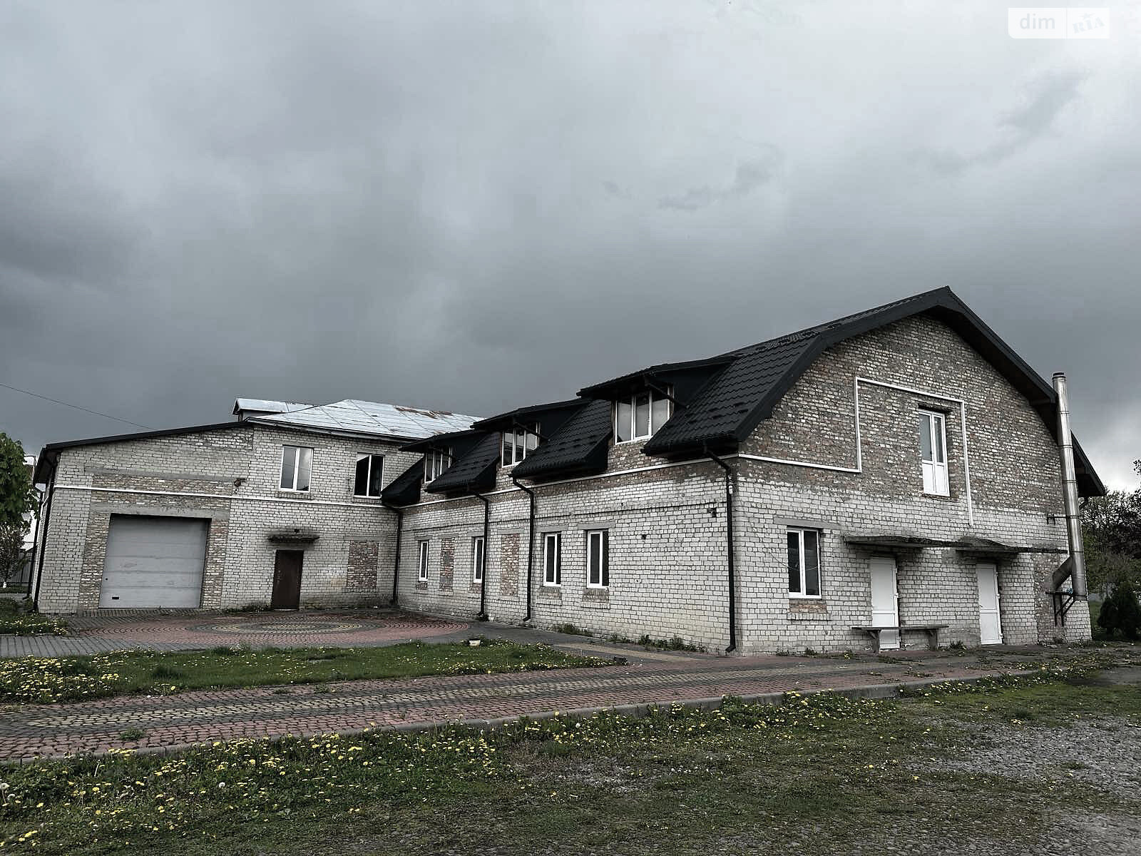 Коммерческое помещение в Купчье, Богдана Хмельницкого улица 10, цена аренды: 162 000 грн за объект фото 1 Коммерческое помещение в Купчье, Богдана Хмельницкого улица 10, цена аренды: 162 000 грн за объект фото 1