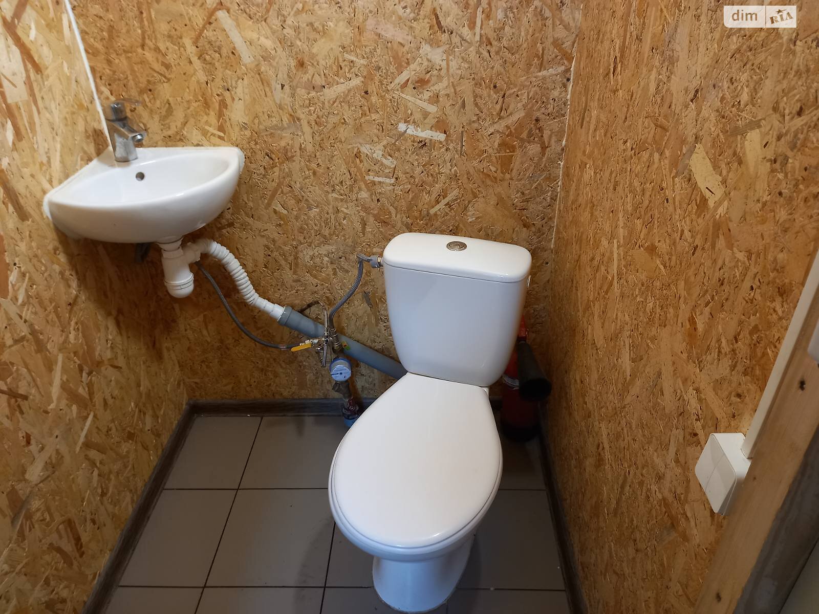 Комерційне приміщення в Ладижинi, здам в оренду по Процишина вулиця, район Ладижин, ціна: 21 000 грн за об’єкт фото 1 Комерційне приміщення в Ладижинi, здам в оренду по Процишина вулиця, район Ладижин, ціна: 21 000 грн за об’єкт фото 1