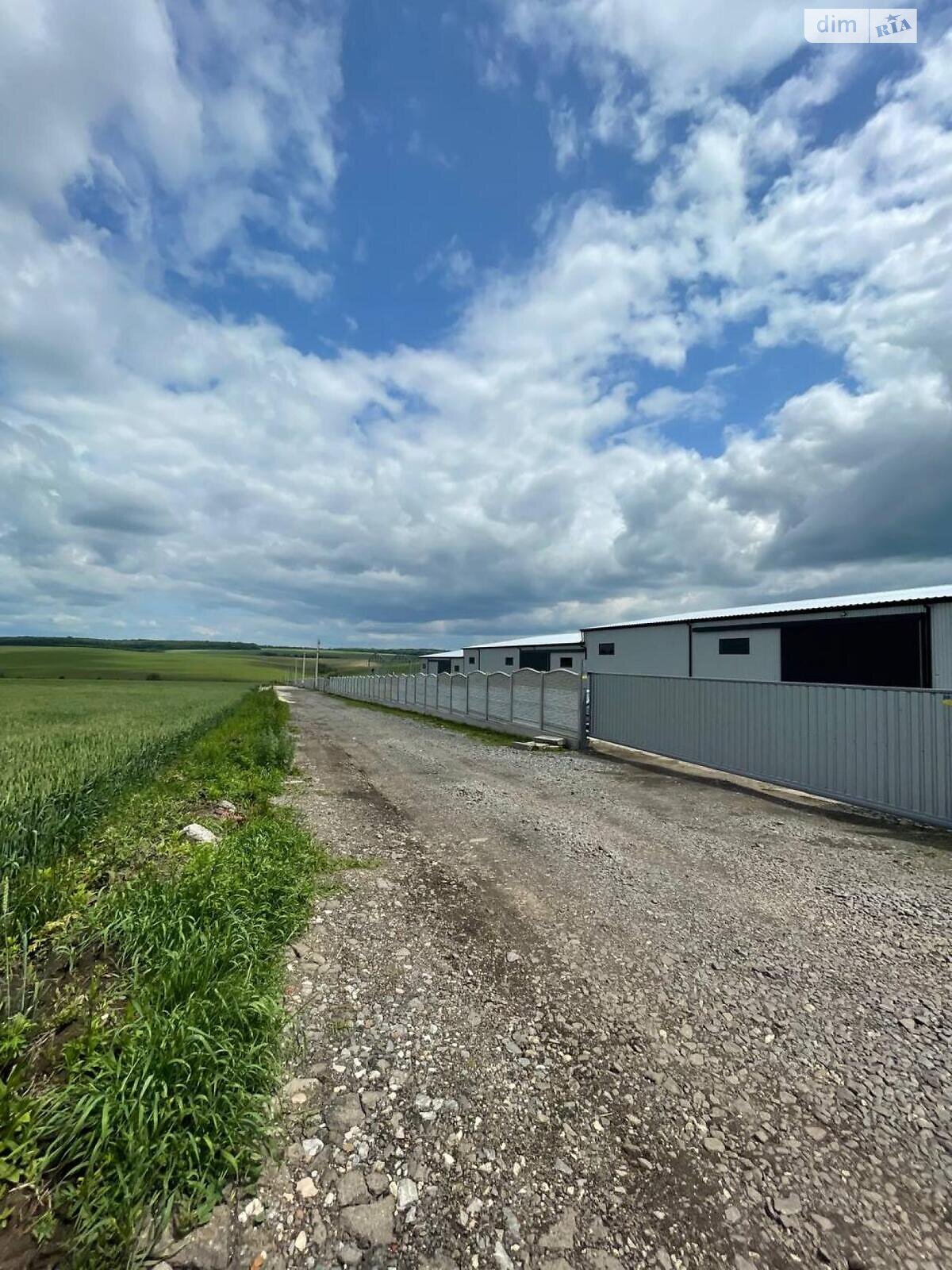 Комерційне приміщення в Лісових Гринівцях, Центральна вулиця, ціна оренди: 56 000 грн за об’єкт фото 1